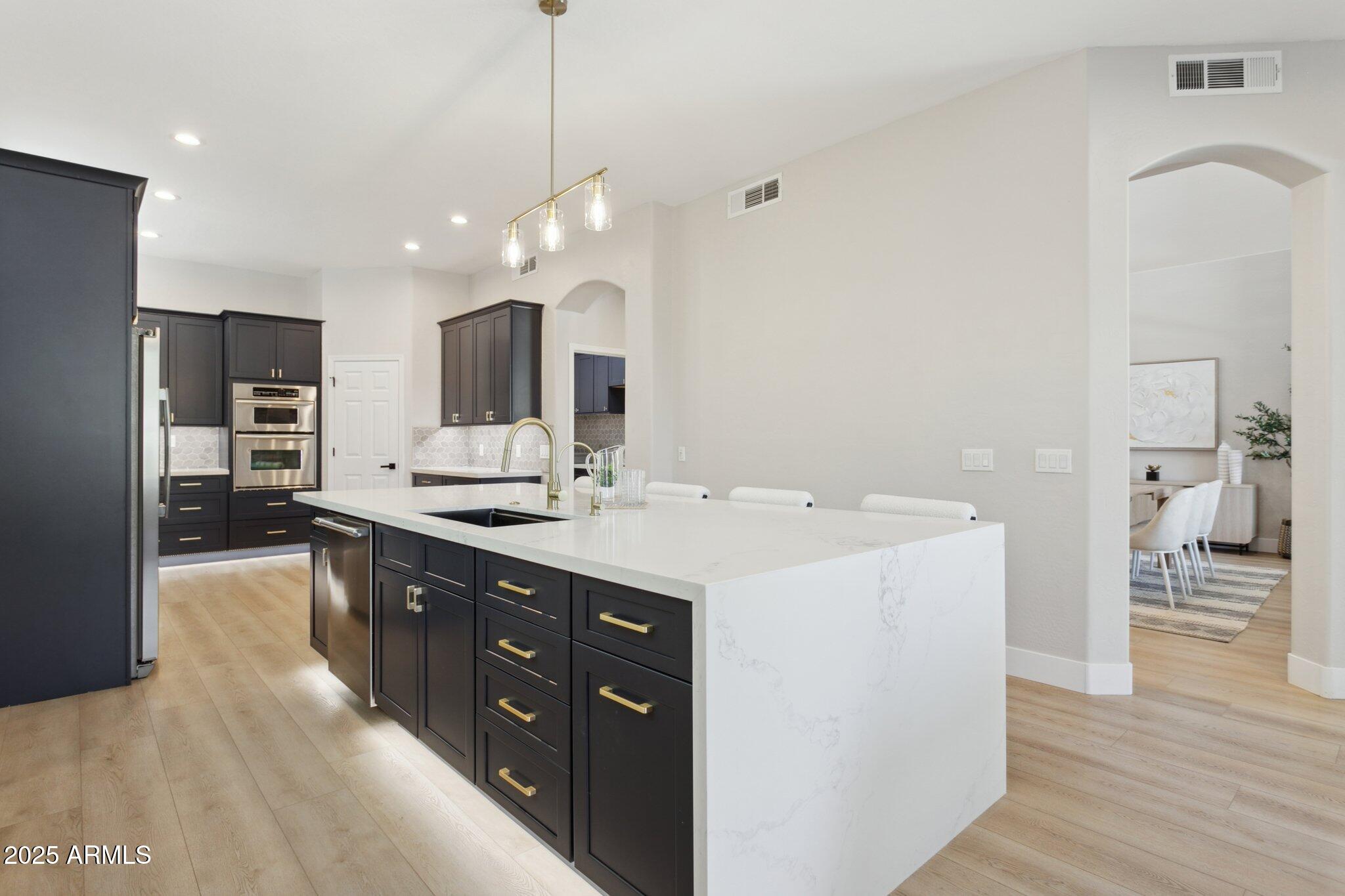 3202 E Orange Drive