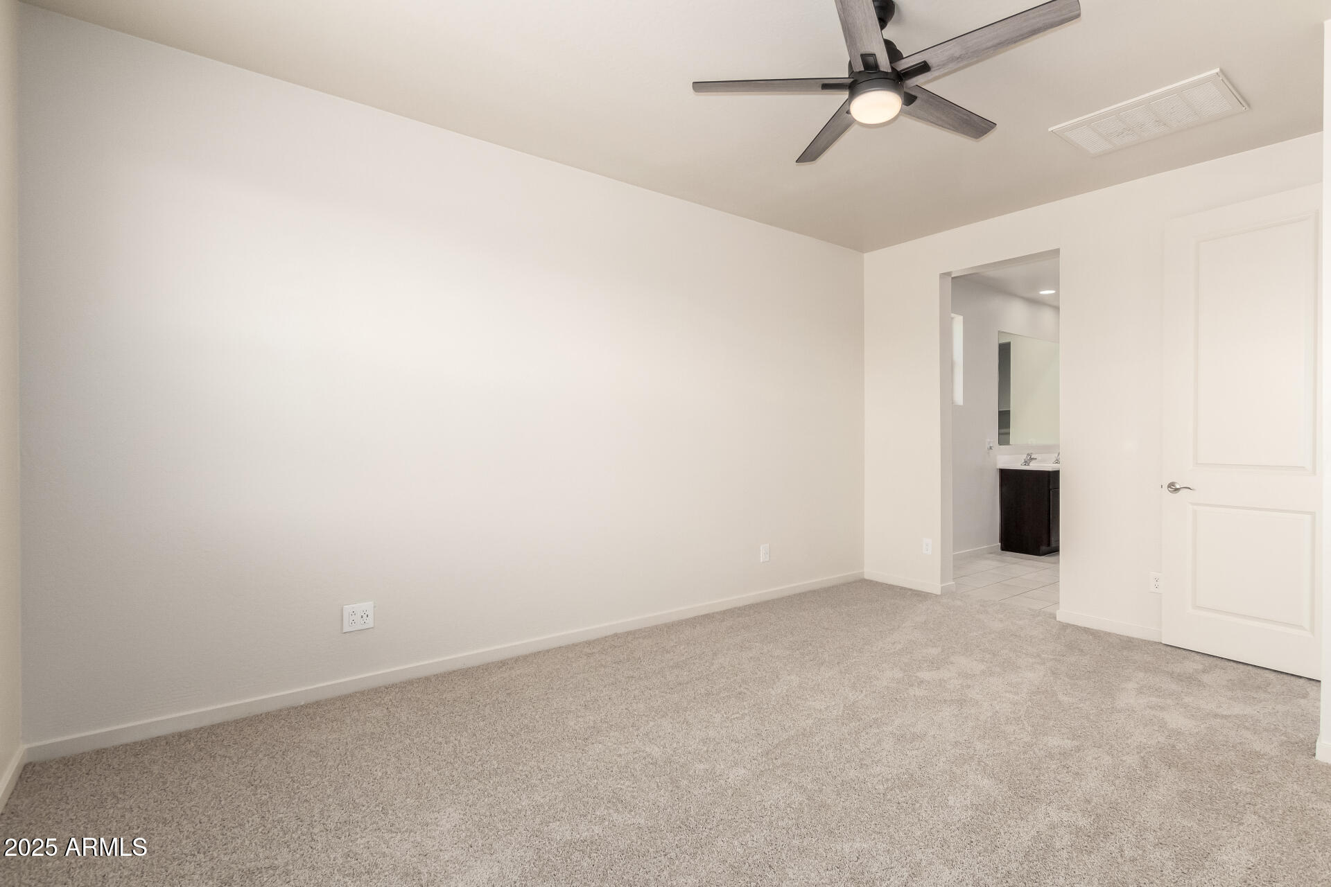 5626 W RAINWATER Drive