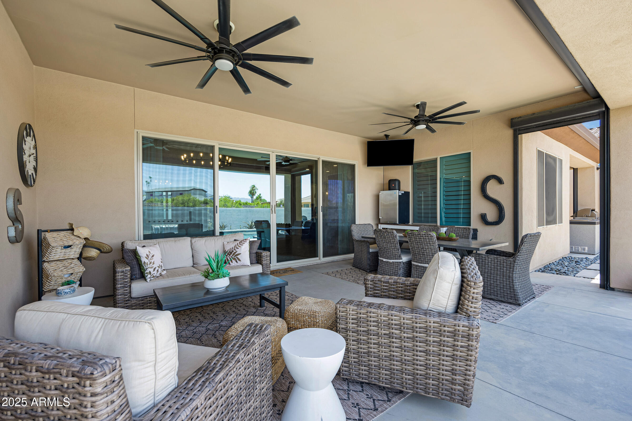 5618 N 180TH Lane