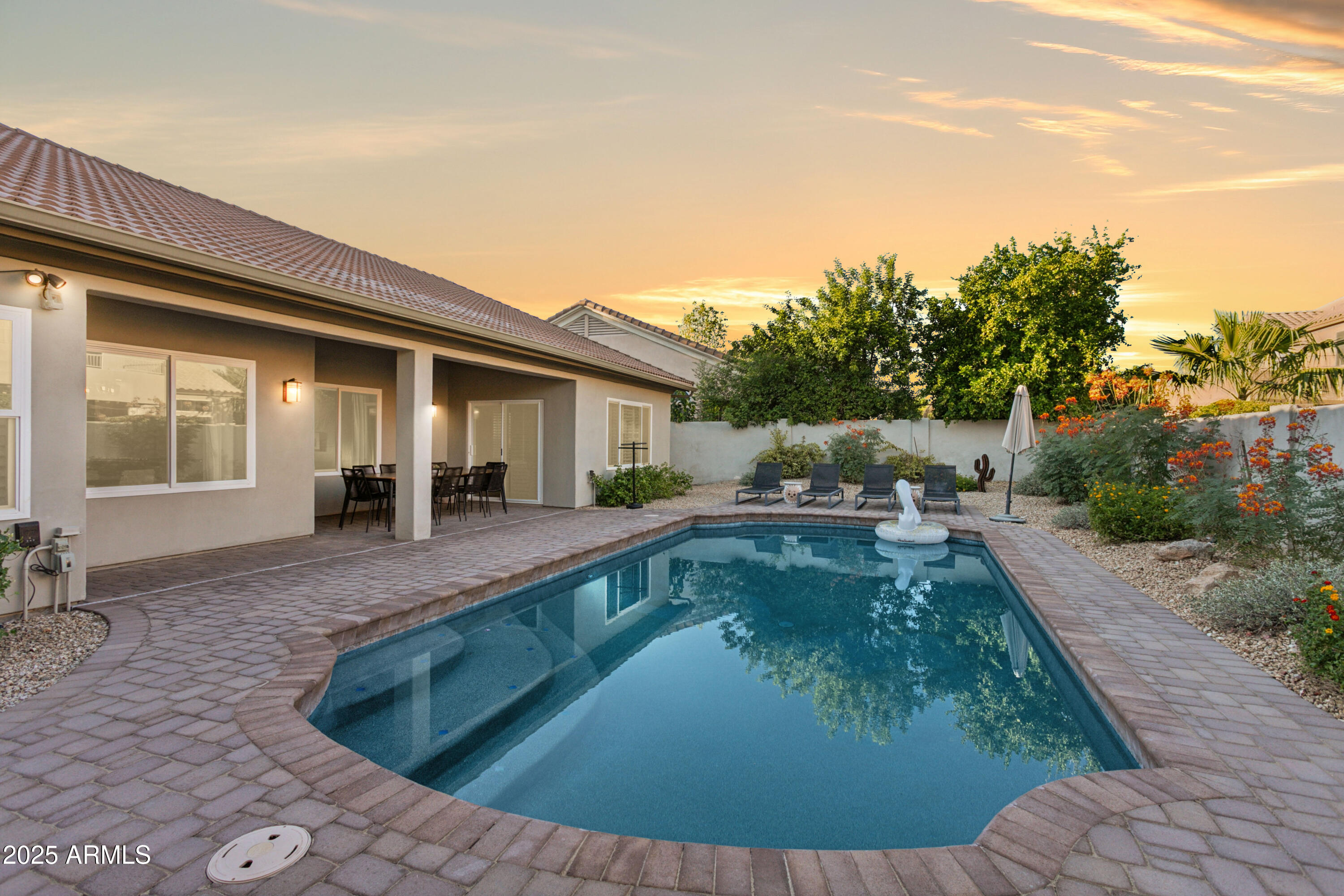 16627 N 60th Place