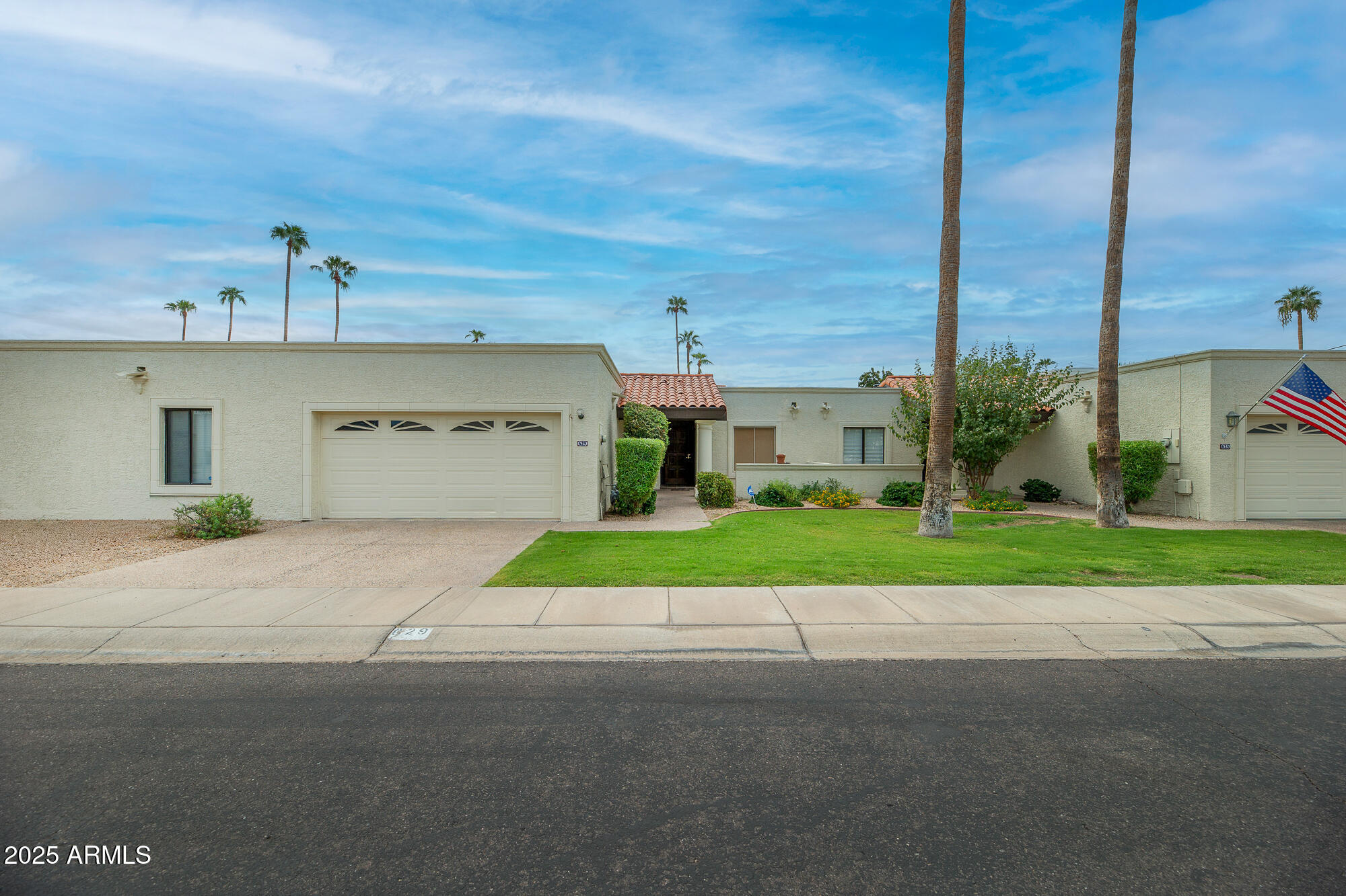 629 E Jeffrey Avenue