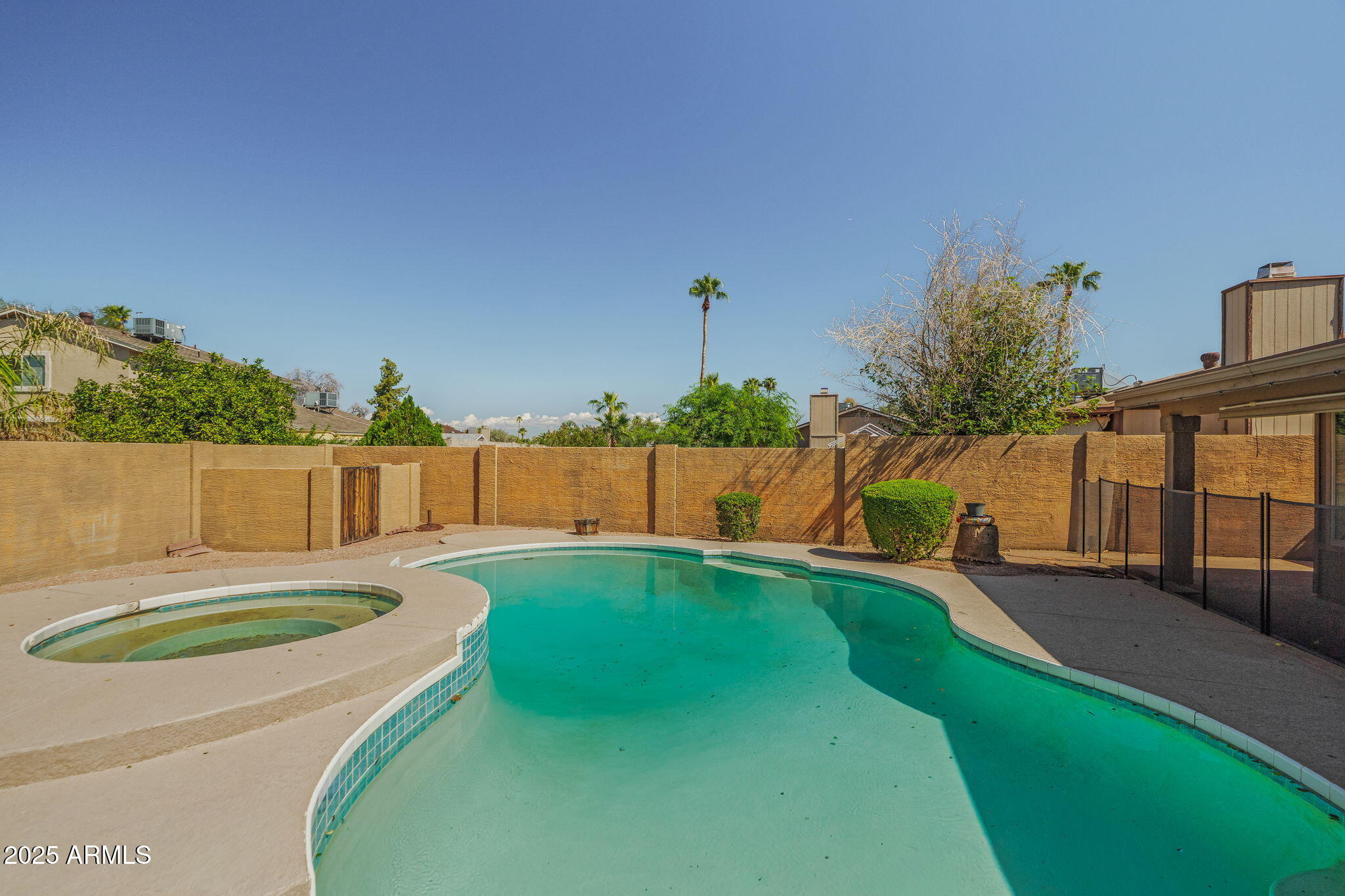 3530 E ANDERSON Drive