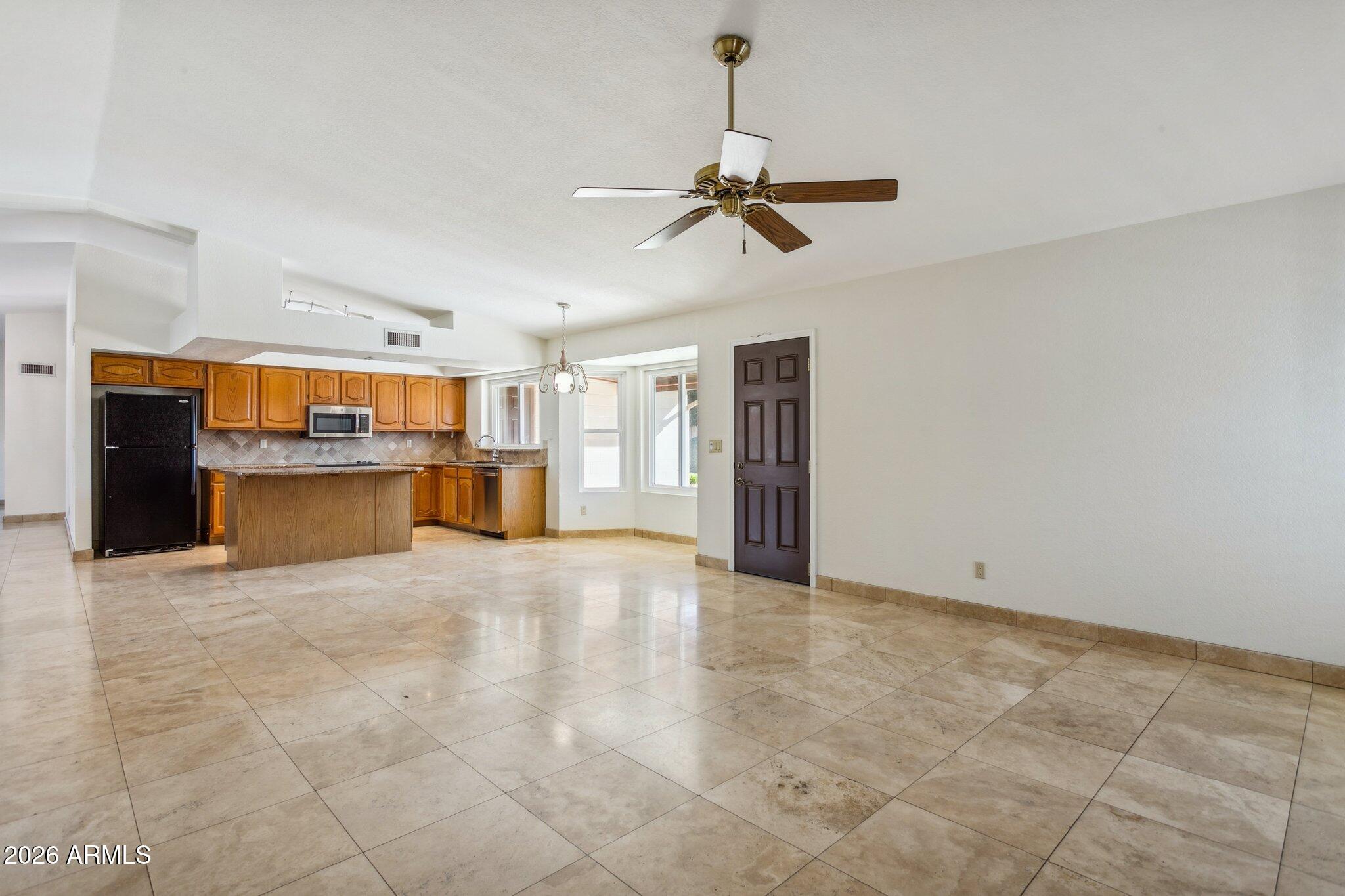 3337 W Taro Lane