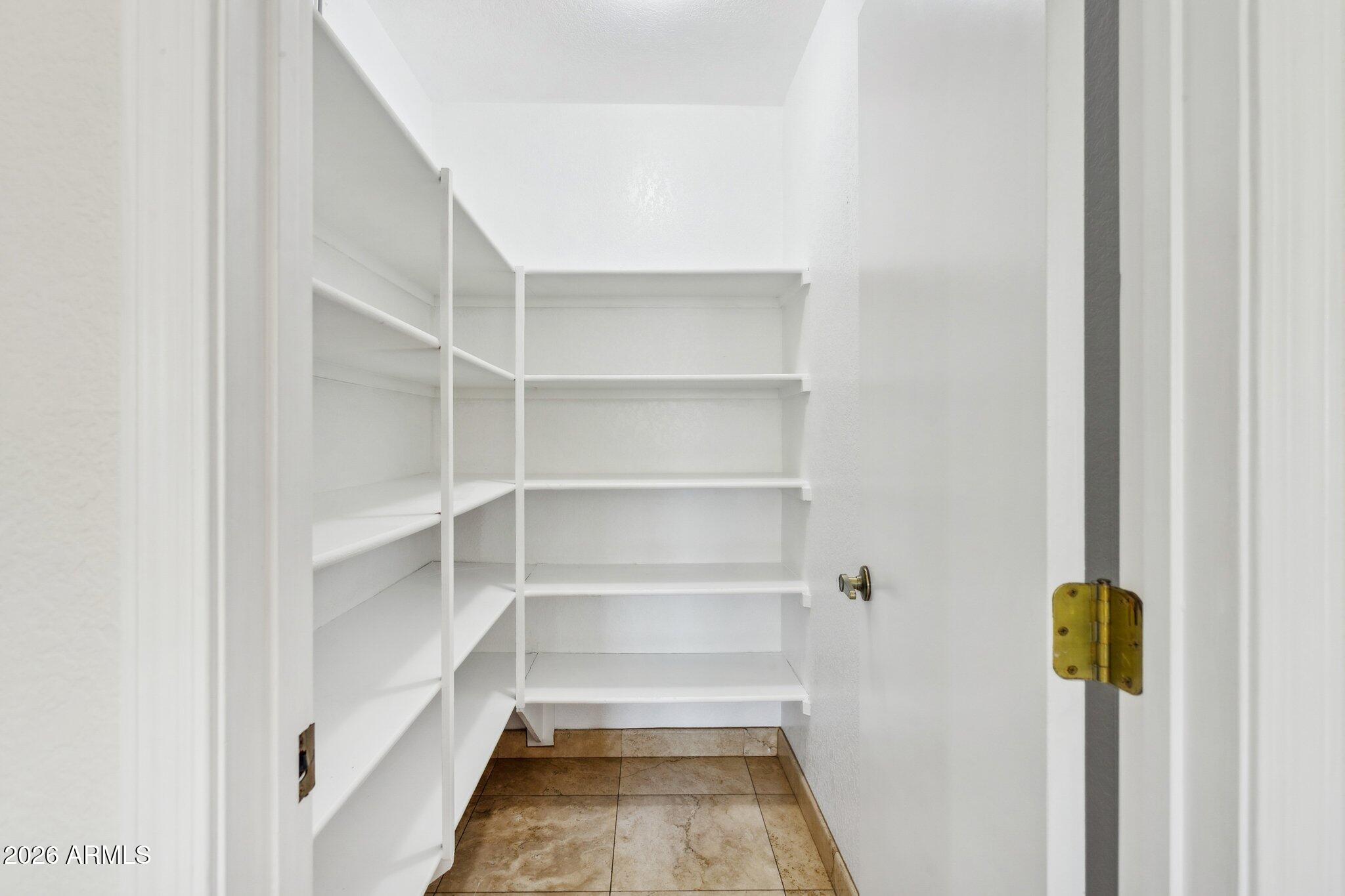3337 W Taro Lane
