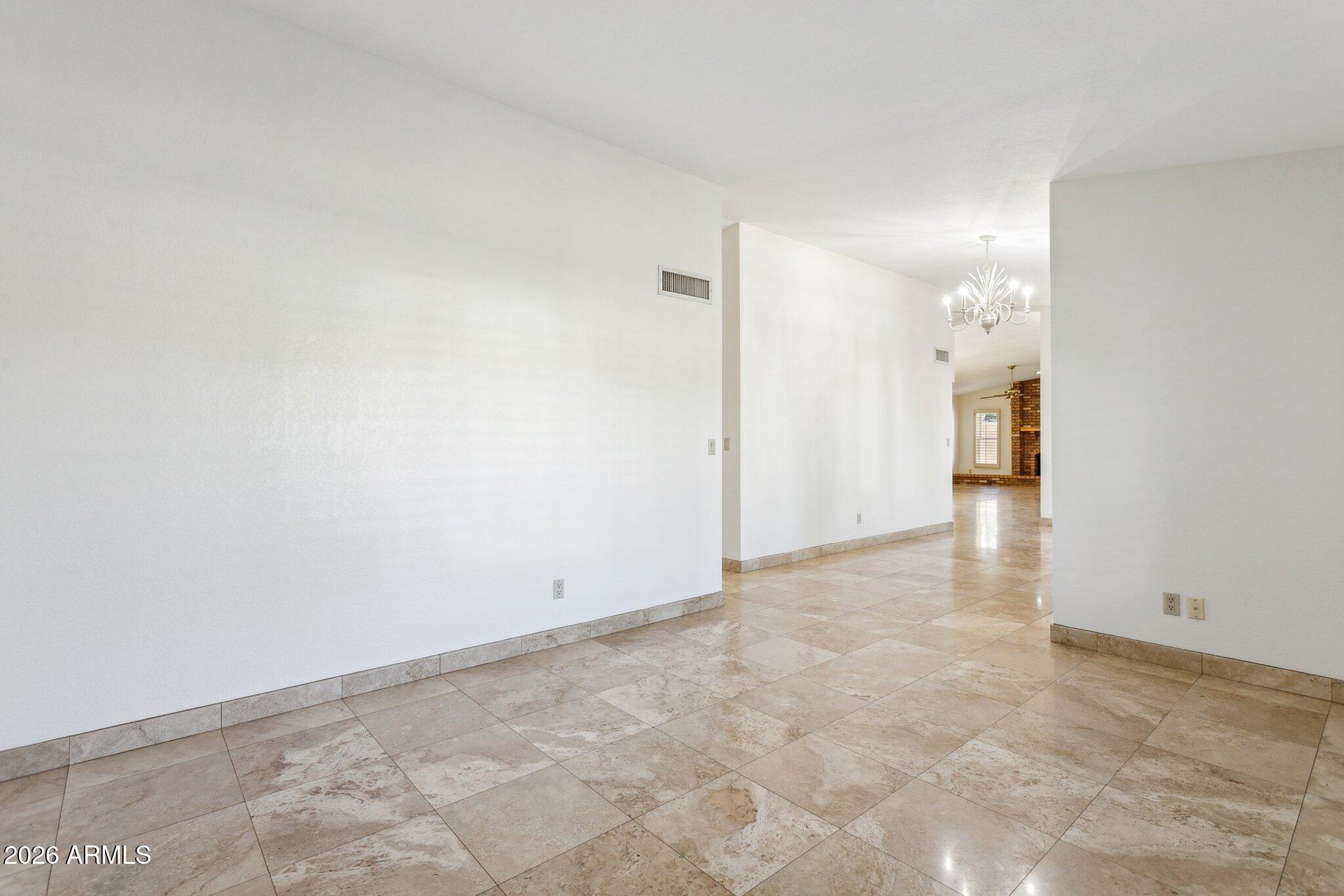 3337 W Taro Lane