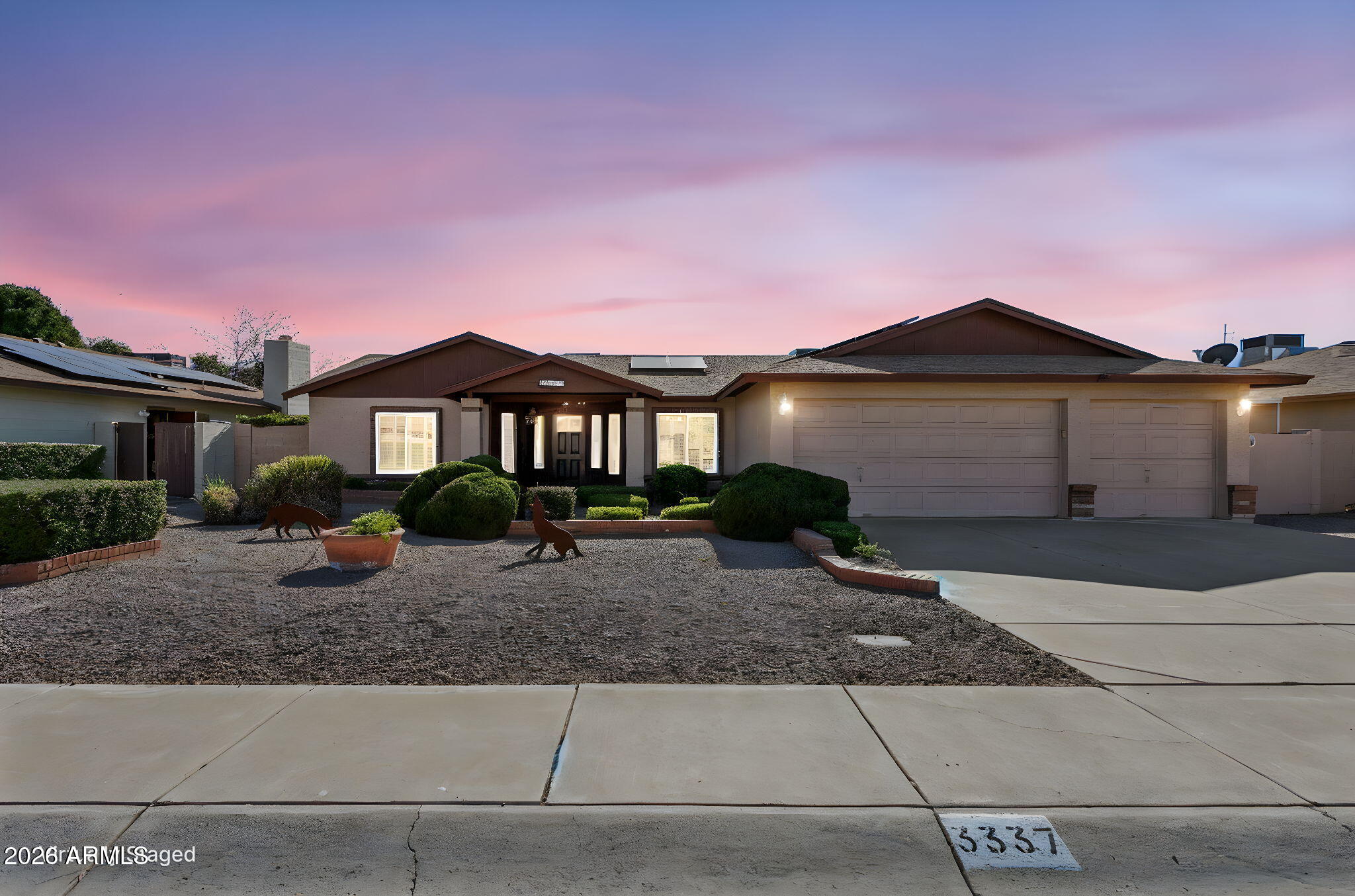 3337 W Taro Lane