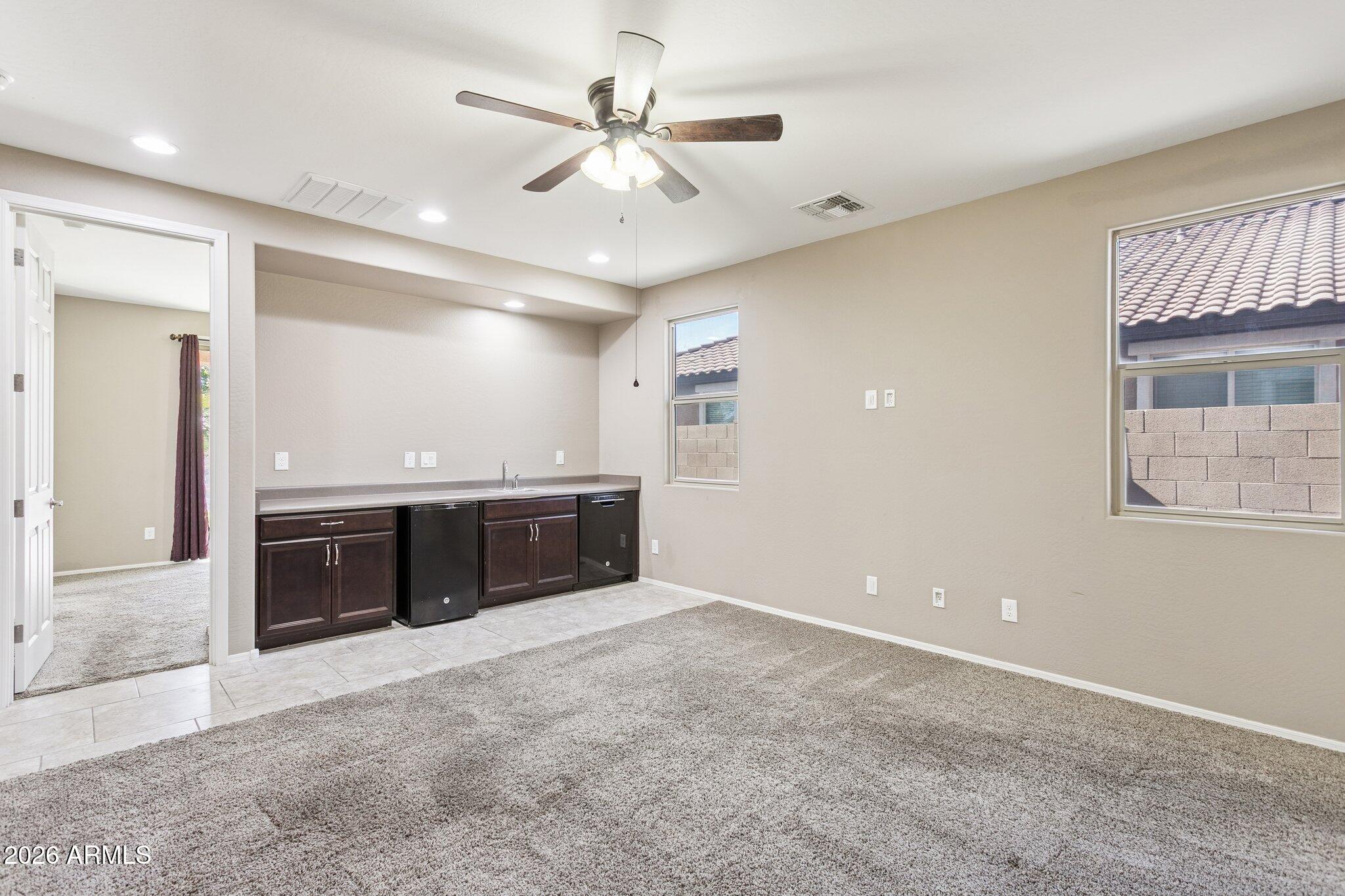 12151 W Davis Lane