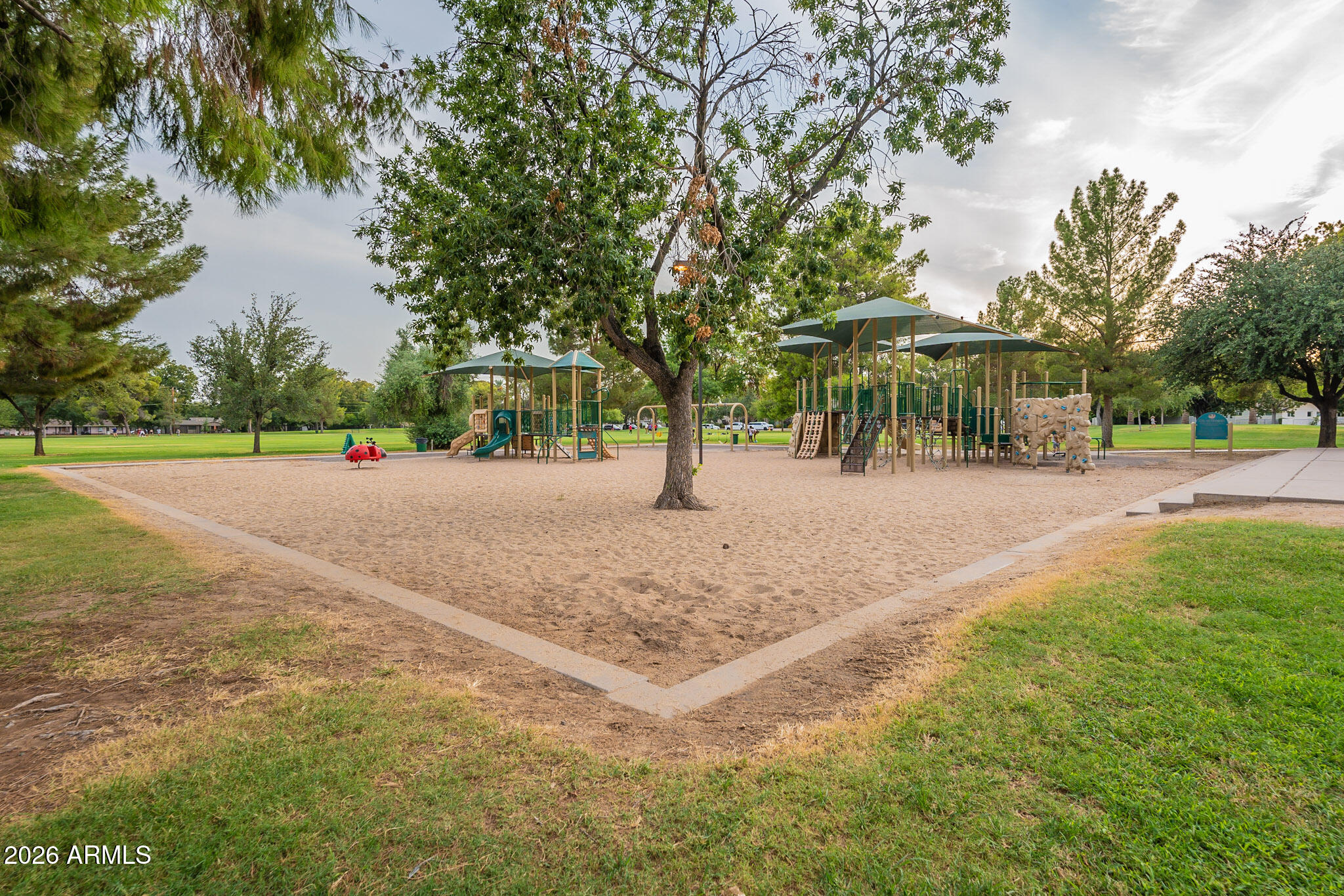 1715 W Orchid Lane