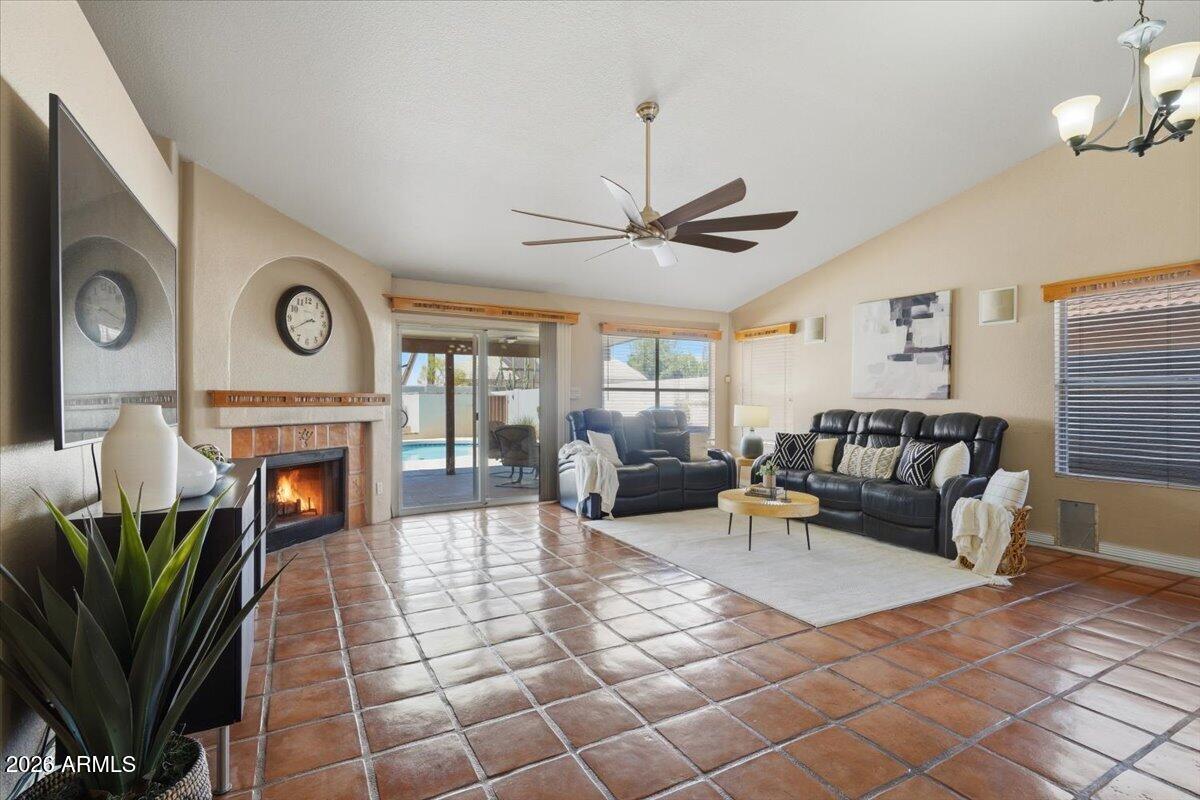 4346 W MISTY WILLOW Lane