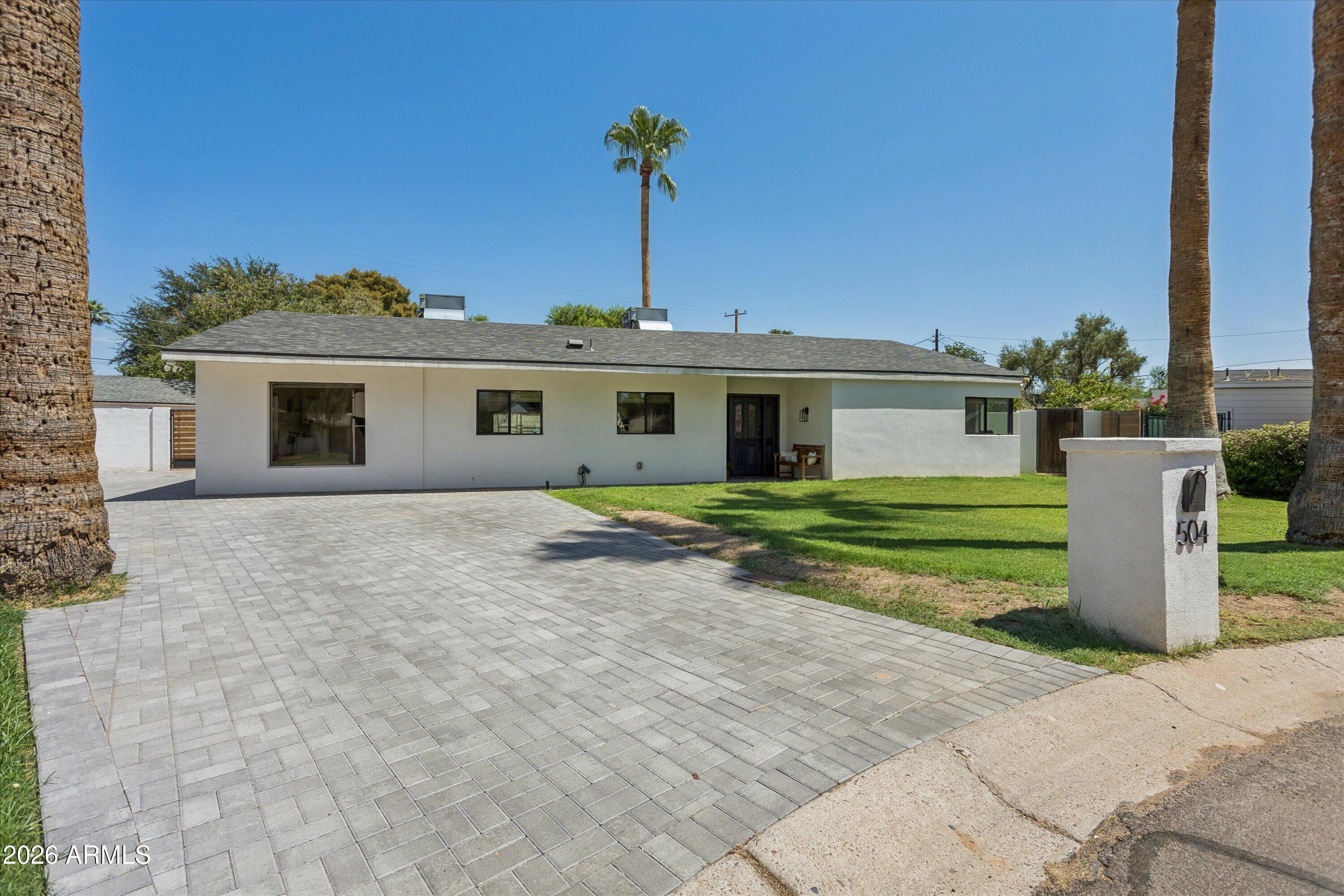 504 W HARMONT Drive