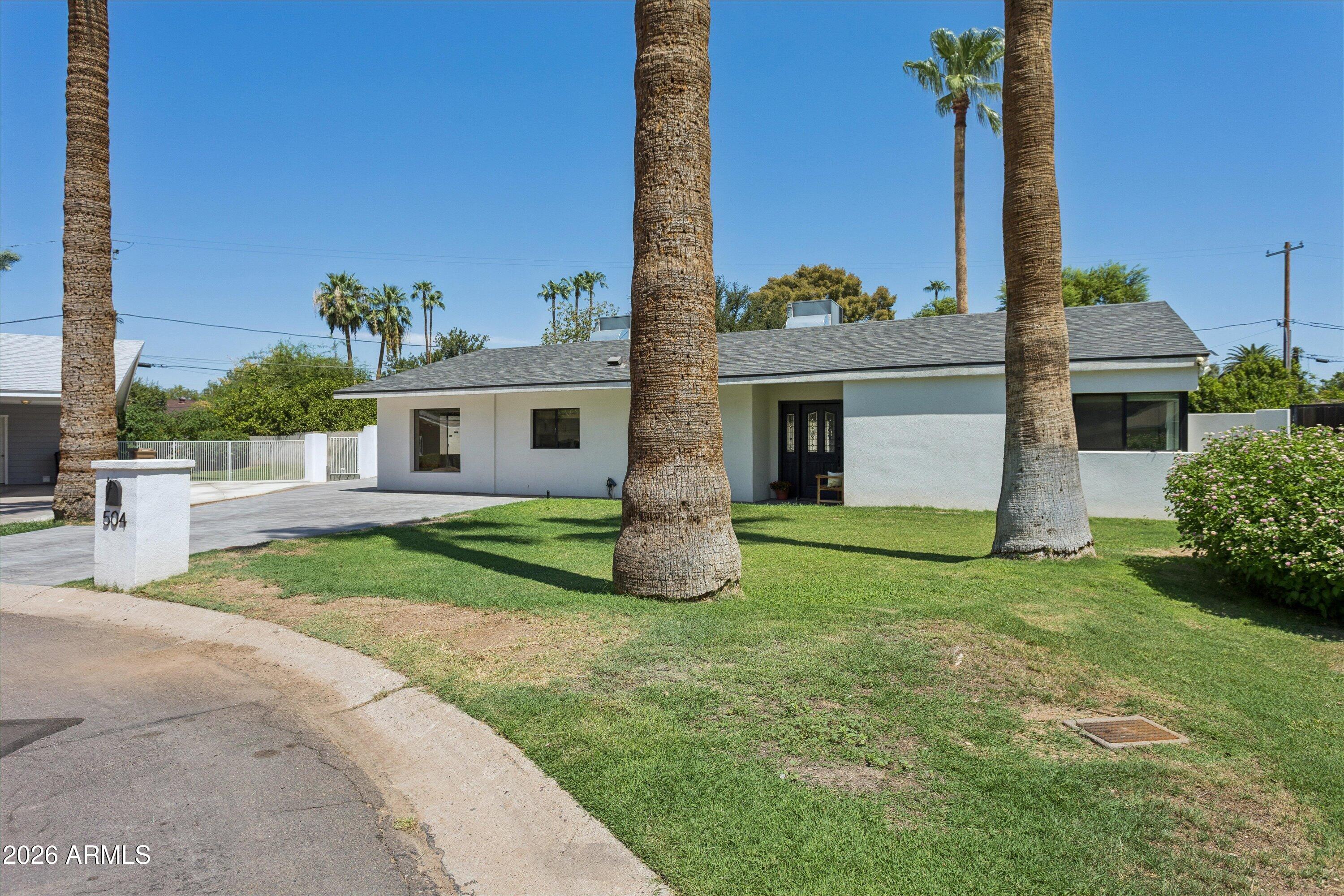 504 W HARMONT Drive