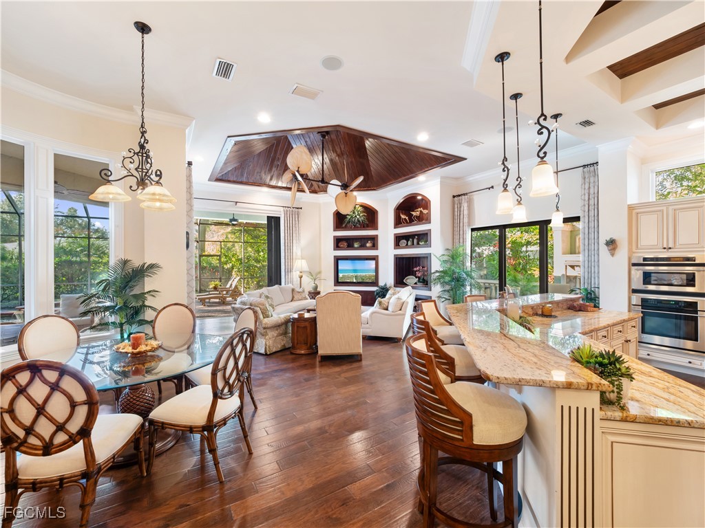 1265 Canterbury DR