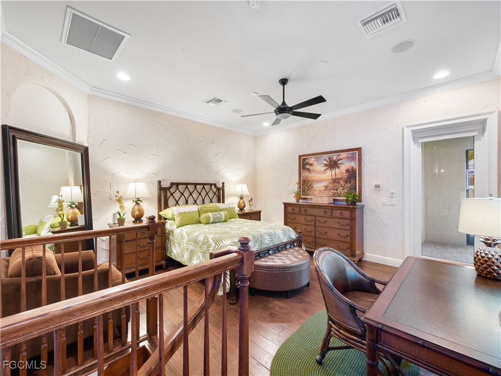 1265 Canterbury DR