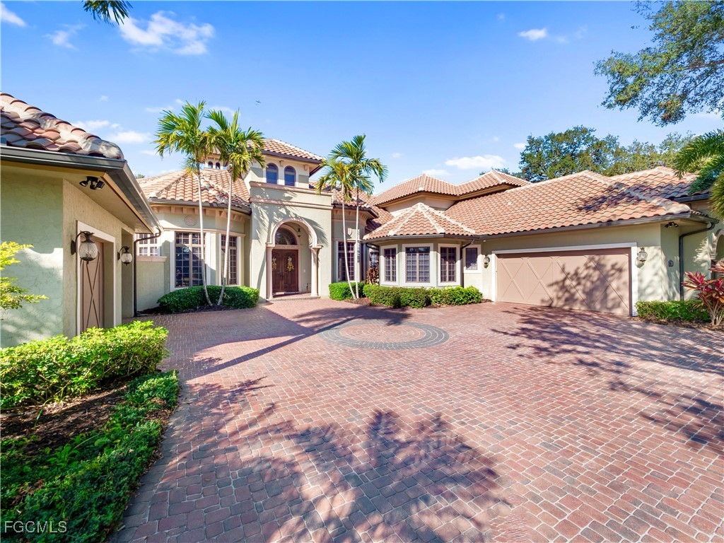 1265 Canterbury DR