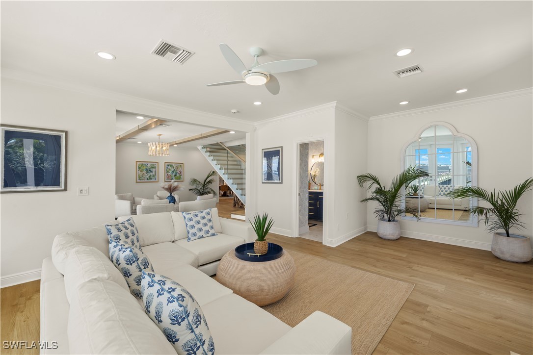 8451 Casa Del Rio LN