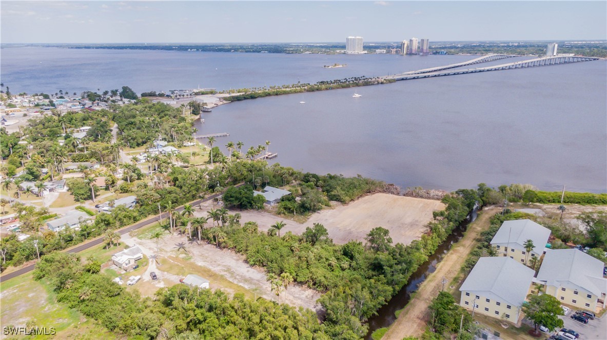 1059 River RD