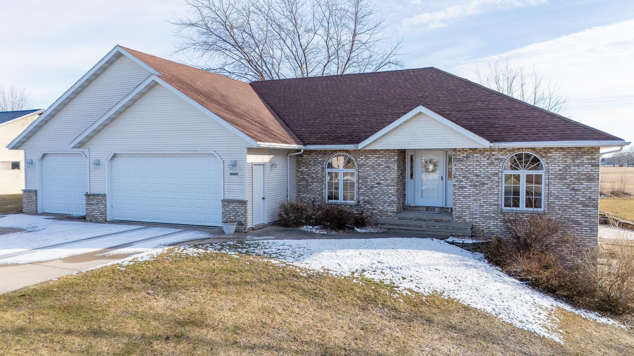 W1863 VAN ASTEN Road