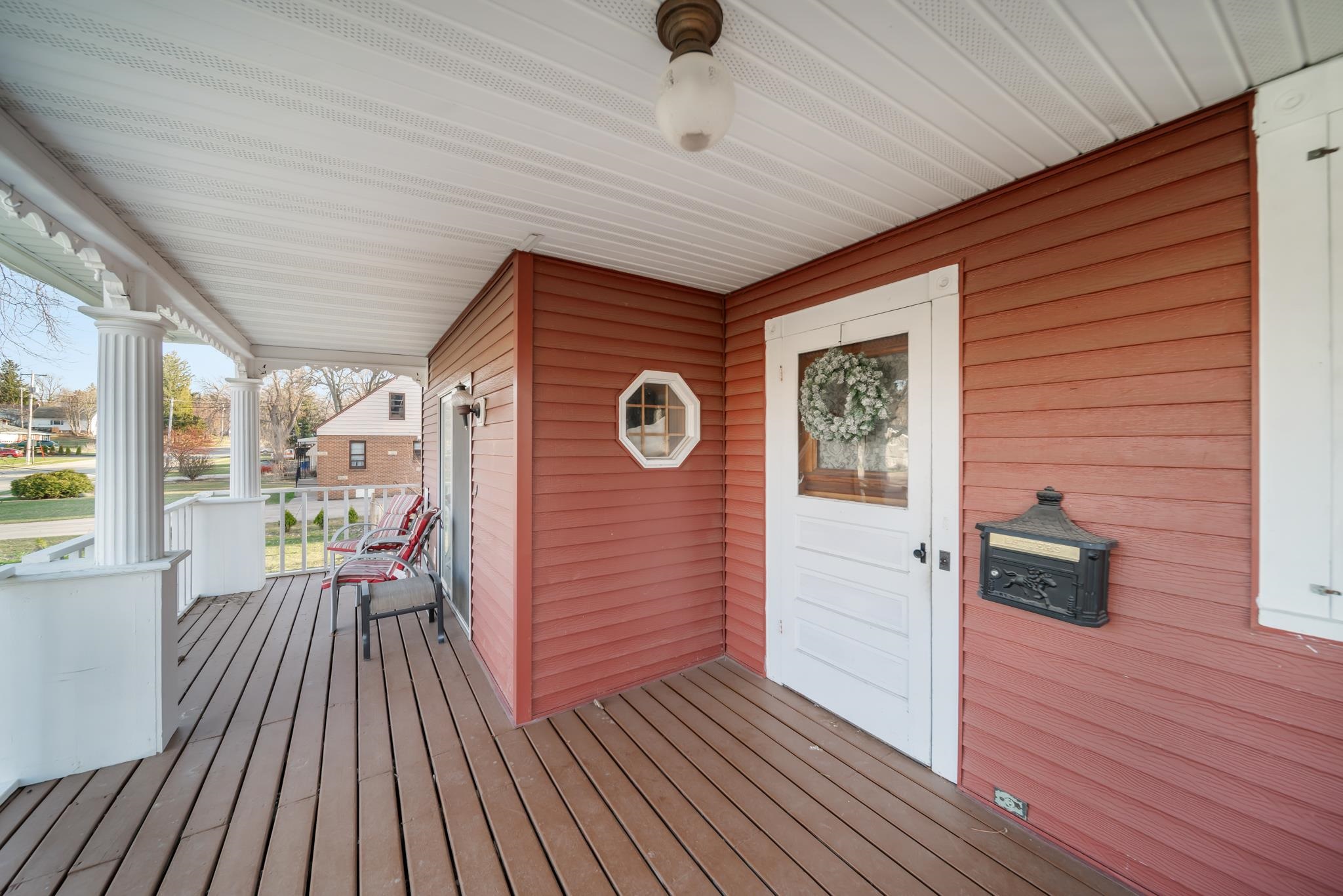 607 JEFFERSON Avenue