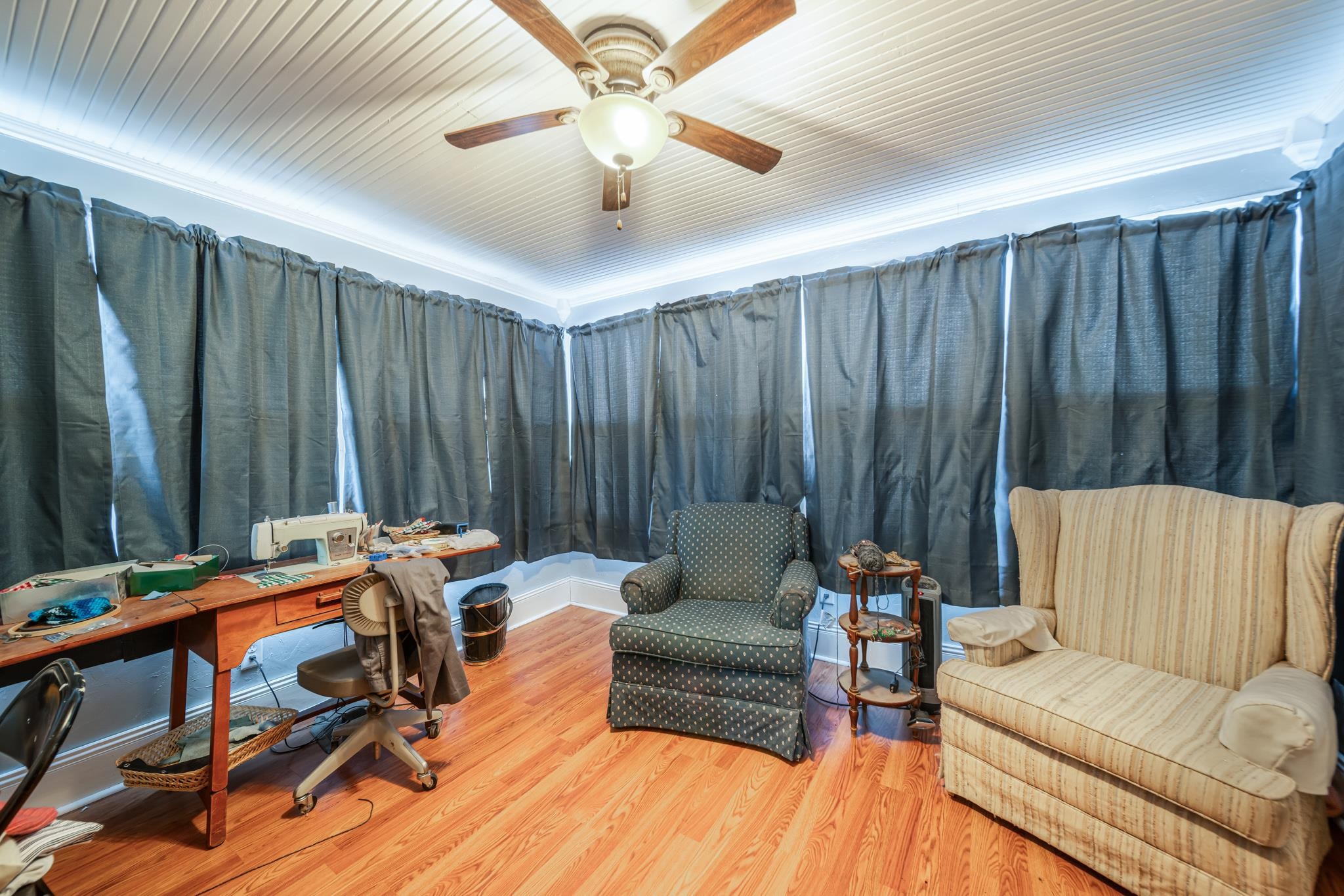 607 JEFFERSON Avenue