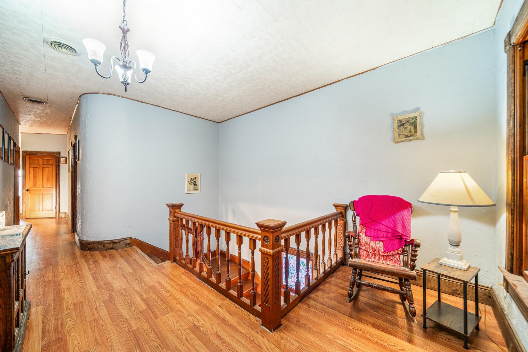 607 JEFFERSON Avenue