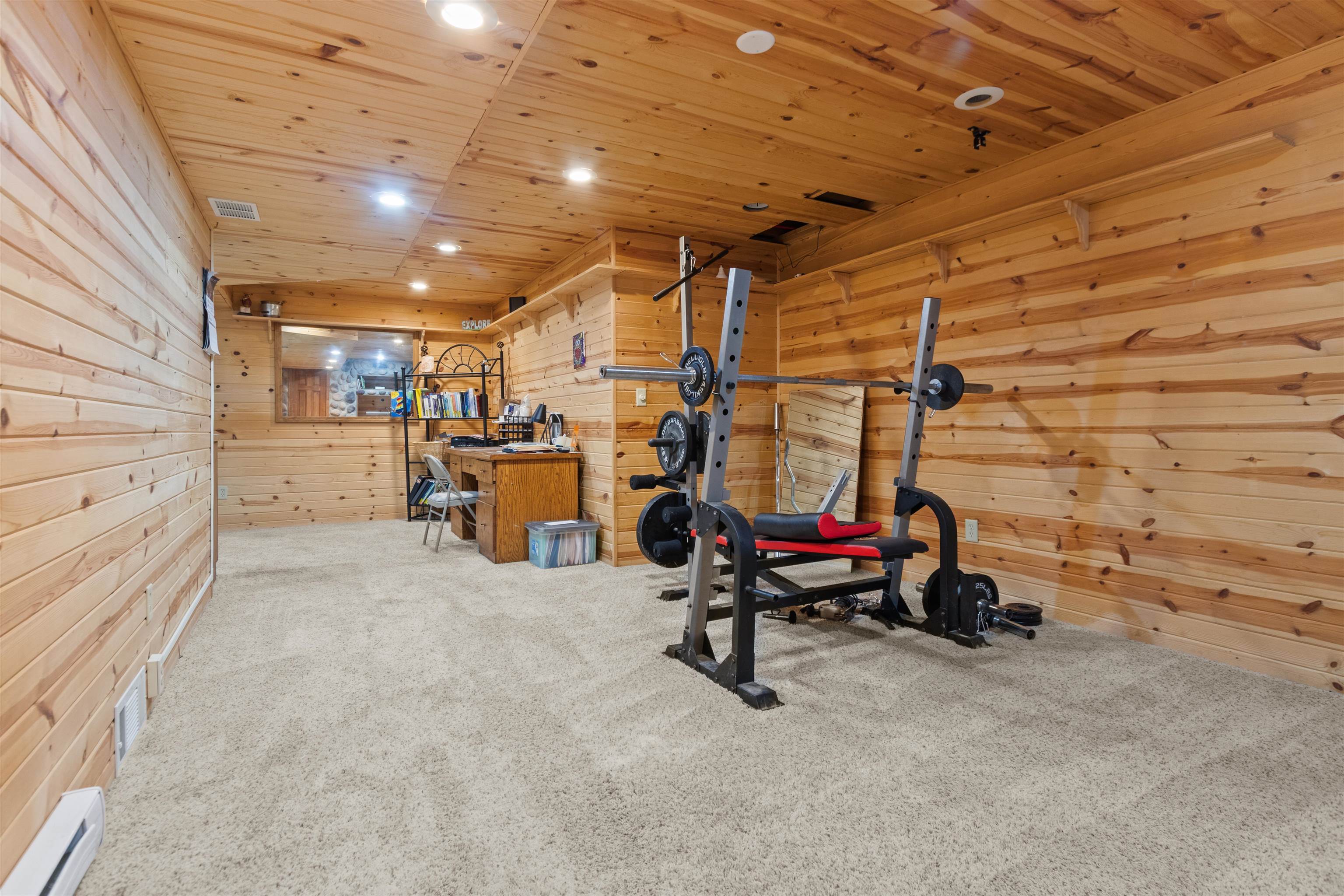 1364 WHIPPLETREE Lane