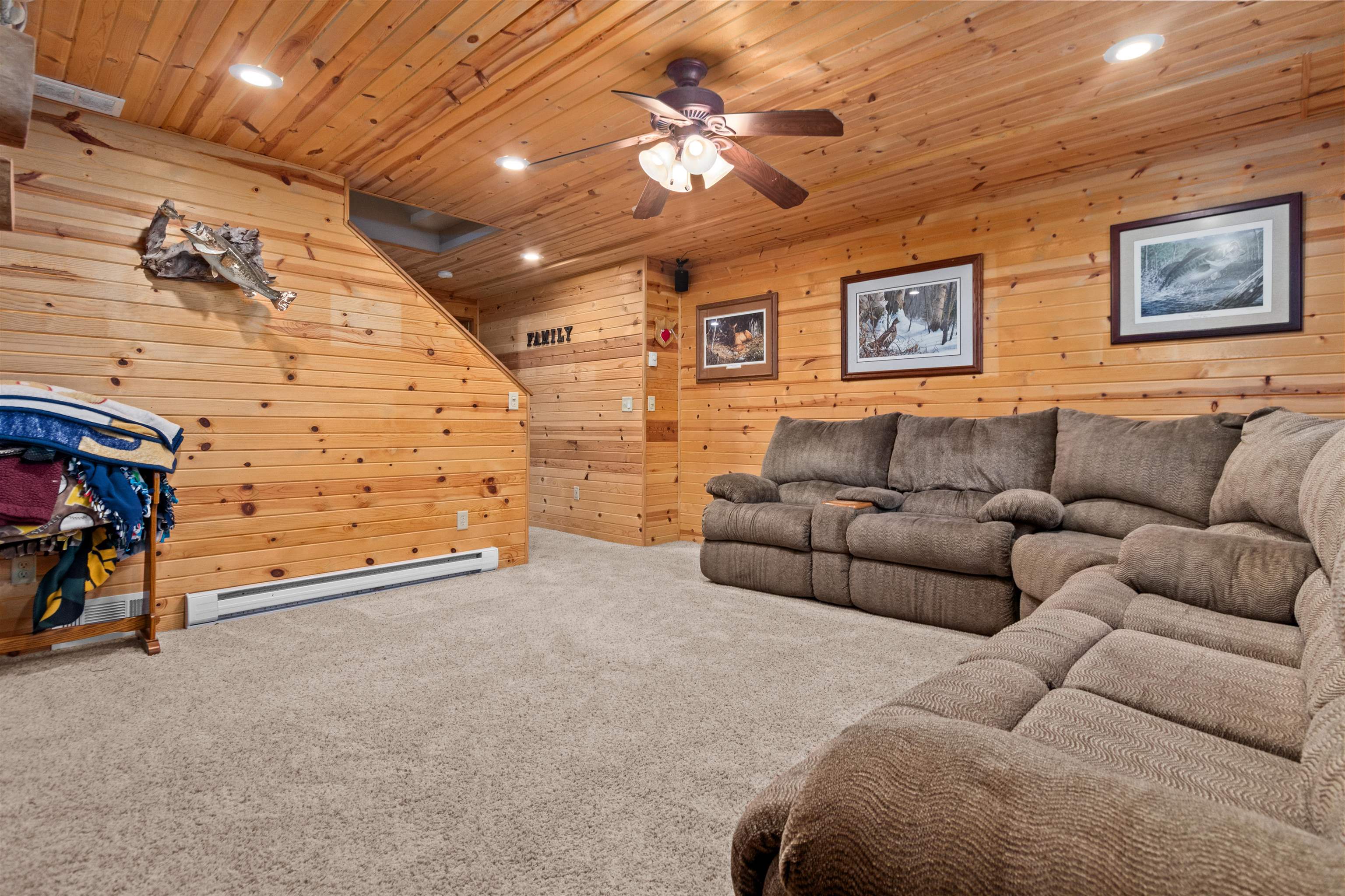 1364 WHIPPLETREE Lane