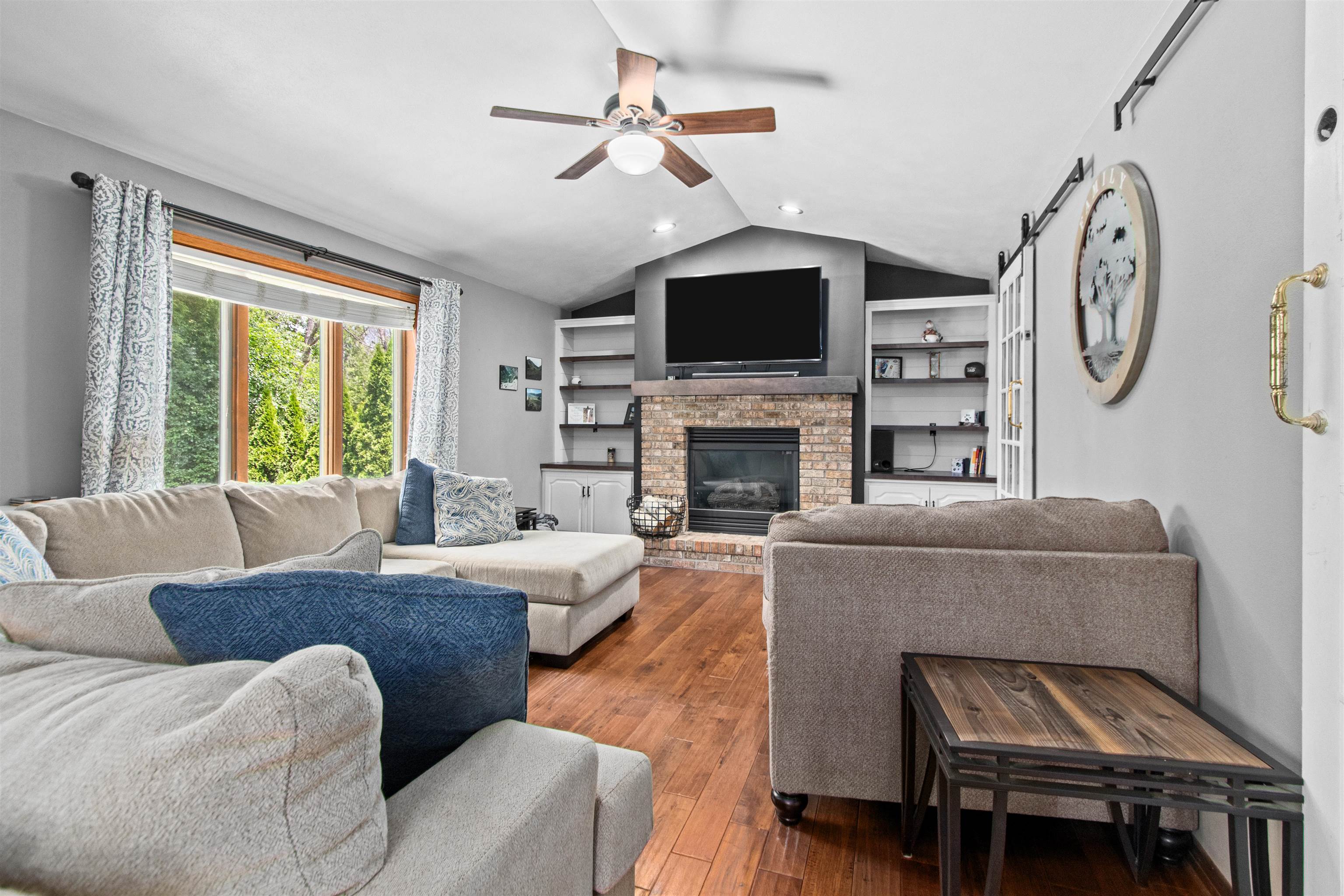 1364 WHIPPLETREE Lane