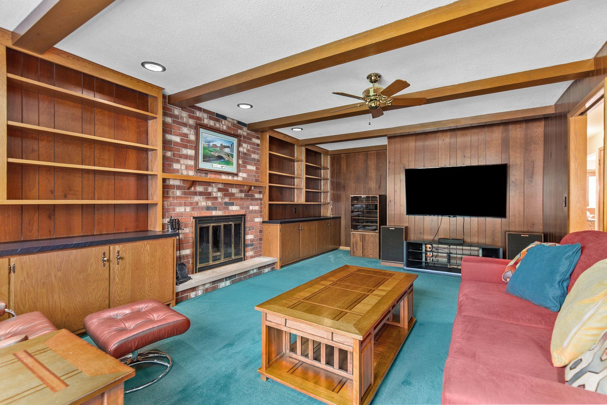 2601 BEECHWOOD Court