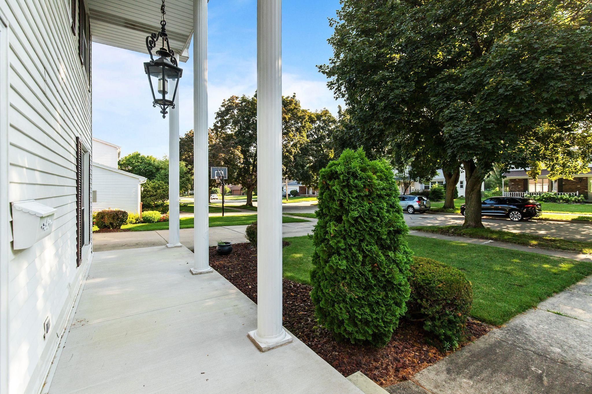 2601 BEECHWOOD Court