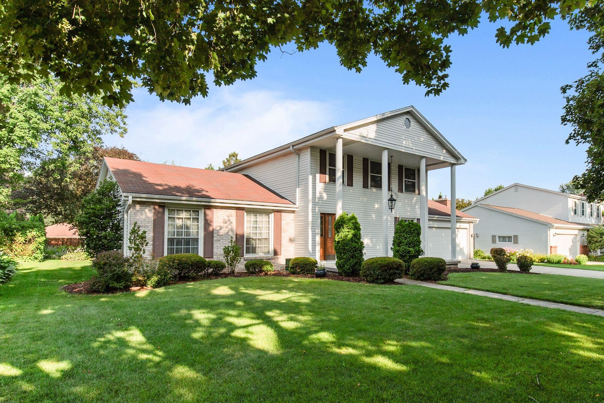 2601 BEECHWOOD Court