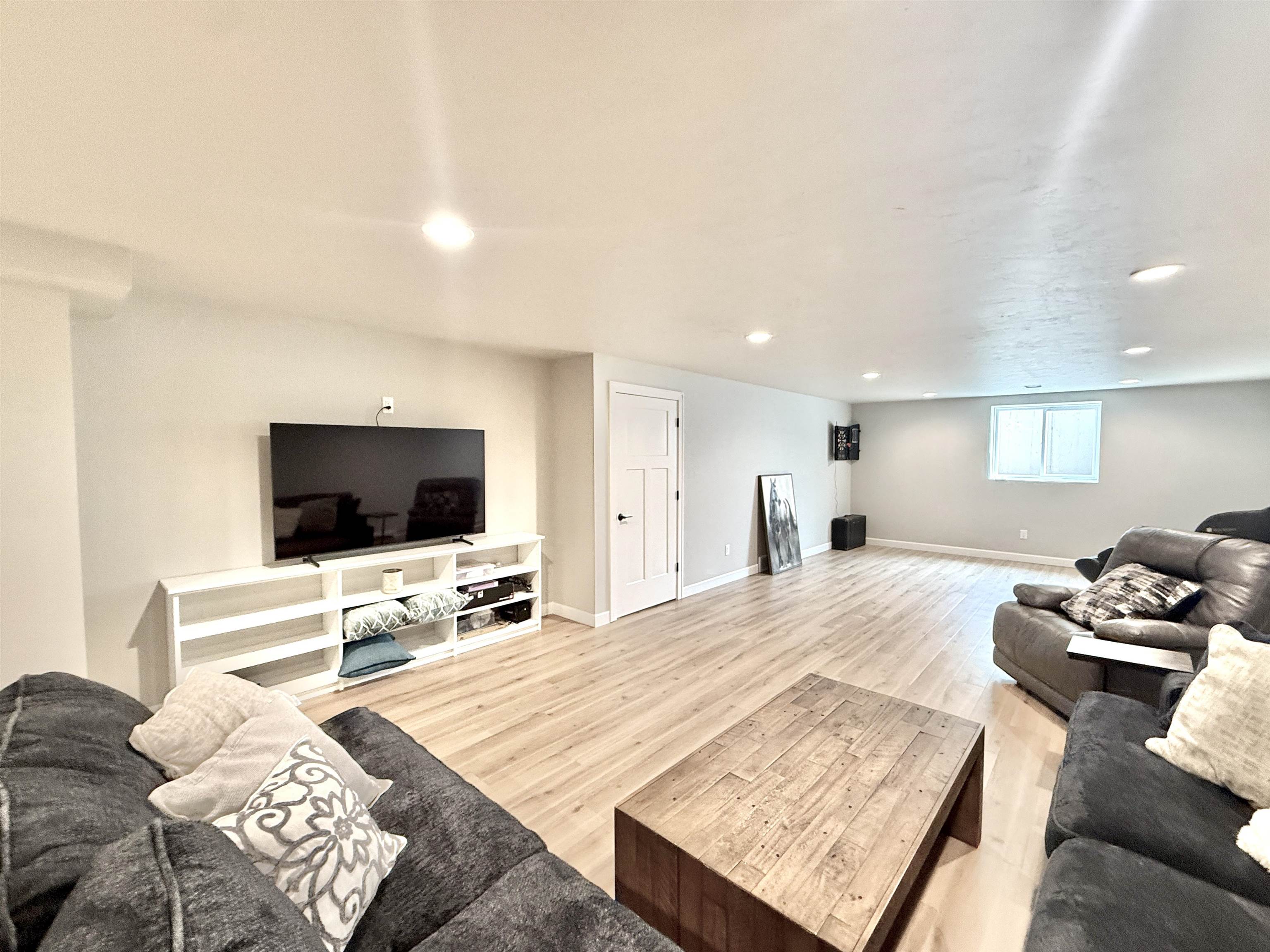 2849 E SUNSTONE Place