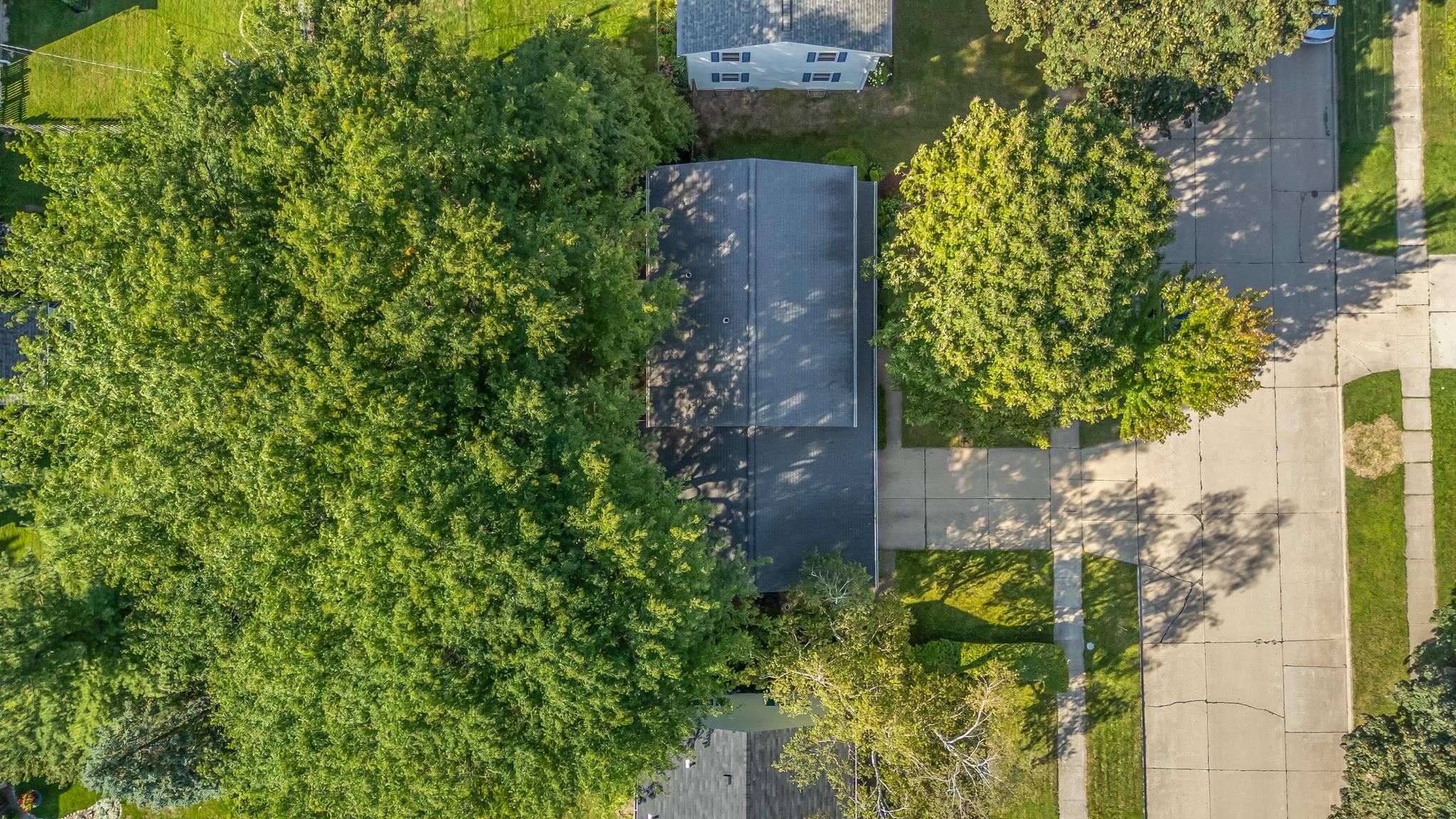 63 S MEADOWS Drive
