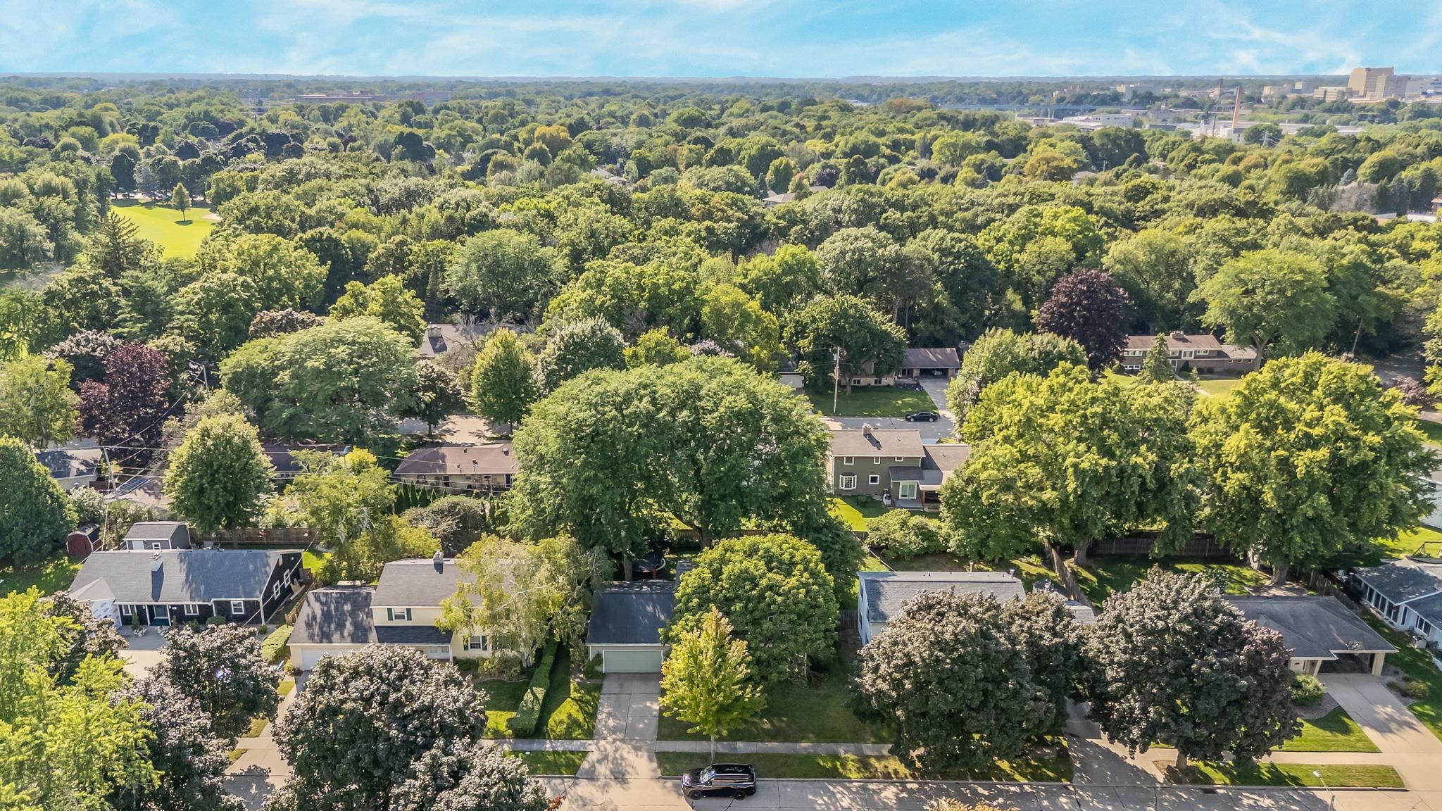 63 S MEADOWS Drive