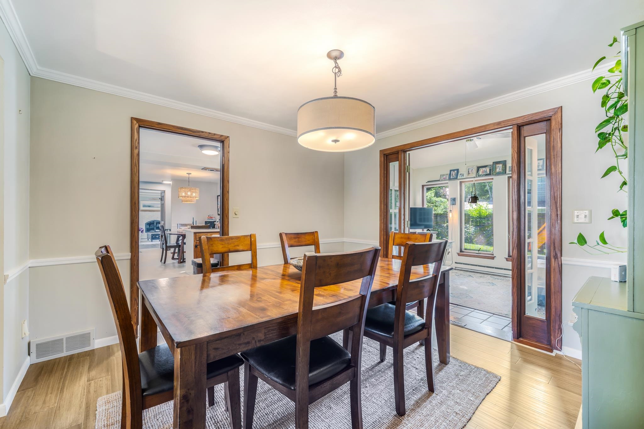 63 S MEADOWS Drive