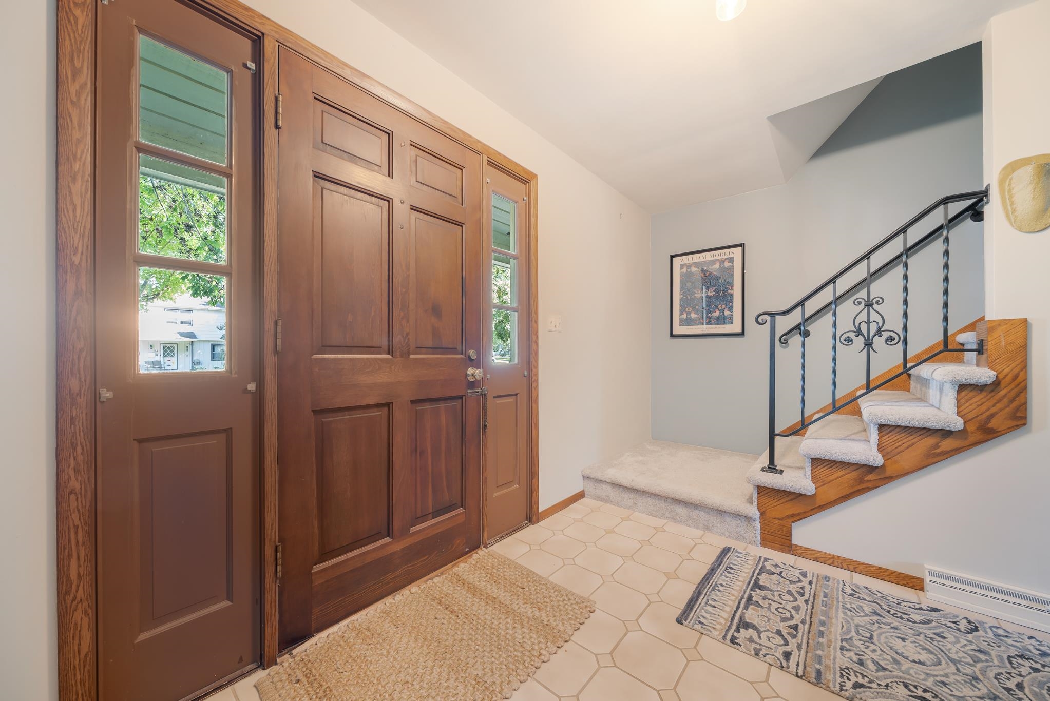 63 S MEADOWS Drive