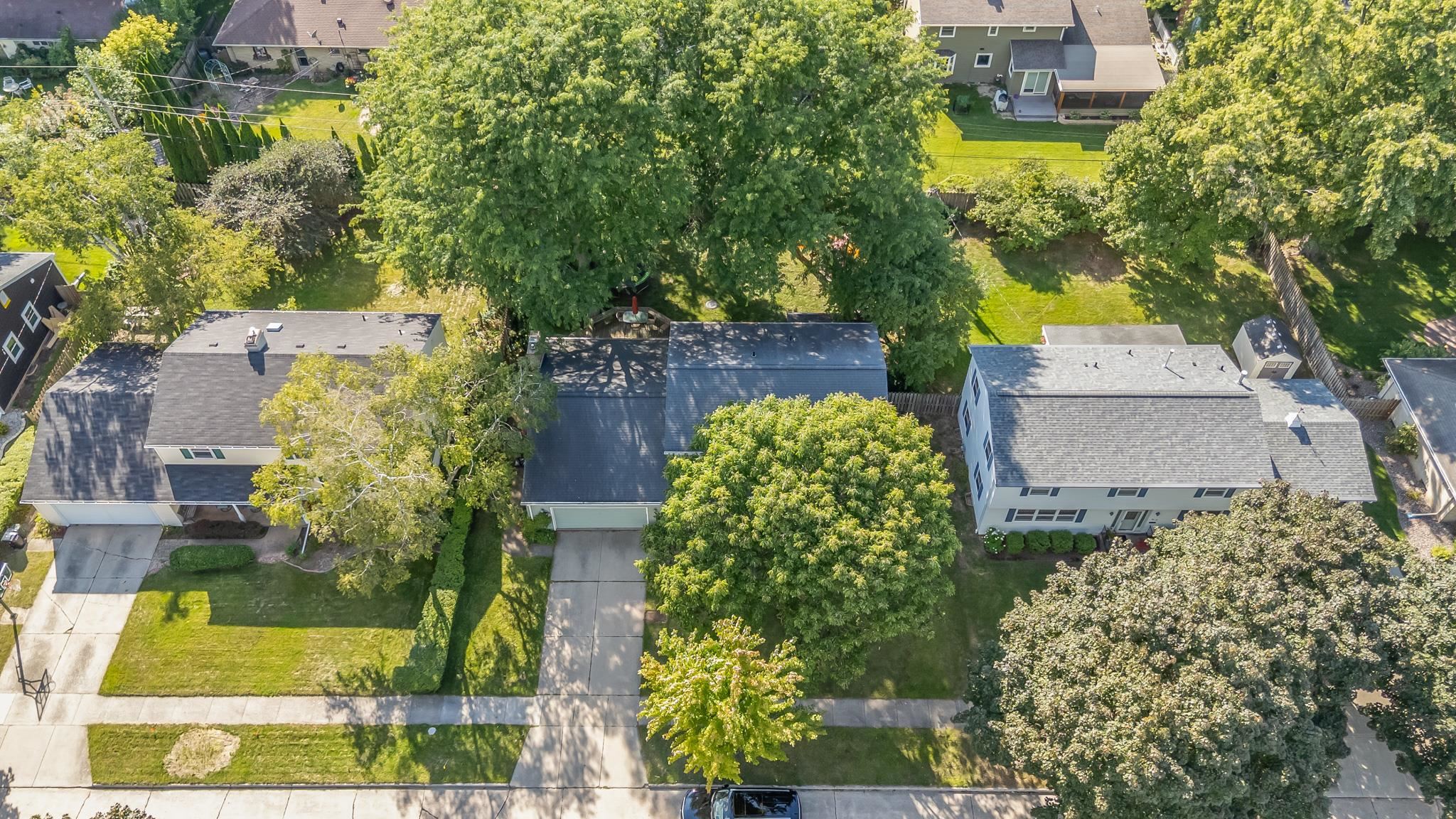 63 S MEADOWS Drive