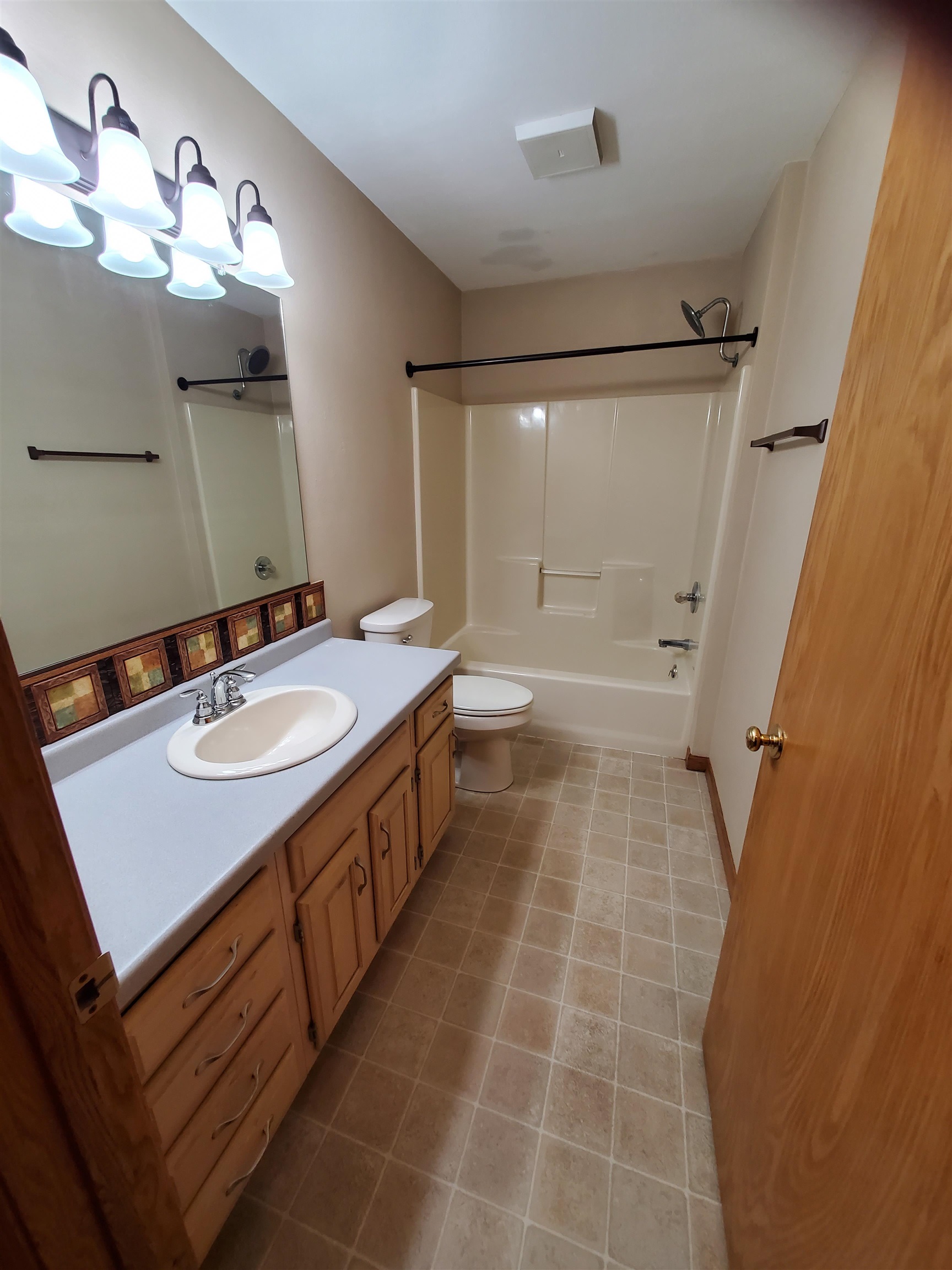 2117 CLOUDVIEW Court