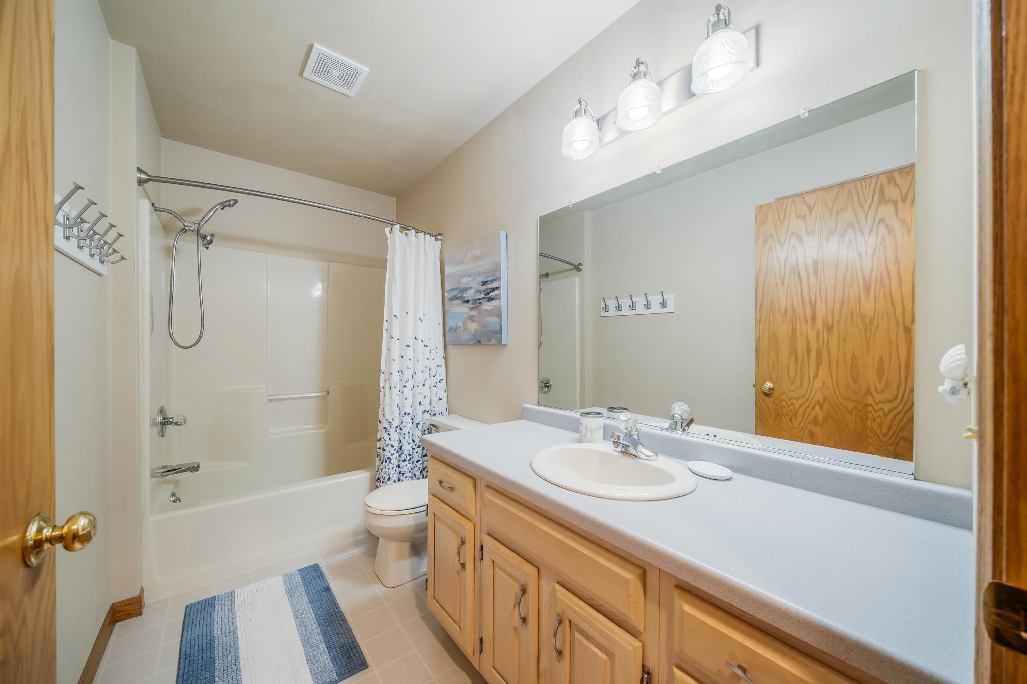 2117 CLOUDVIEW Court
