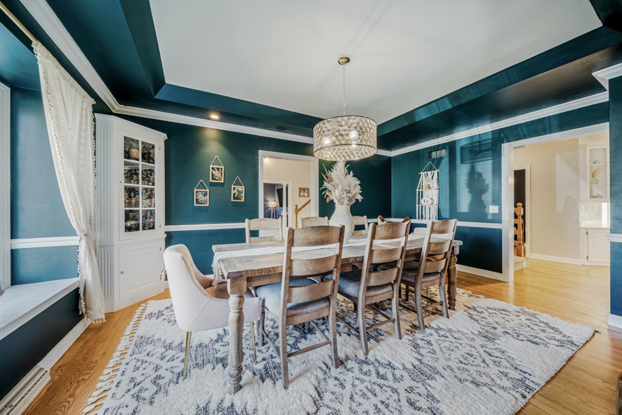 2416 WOODLAND Terrace