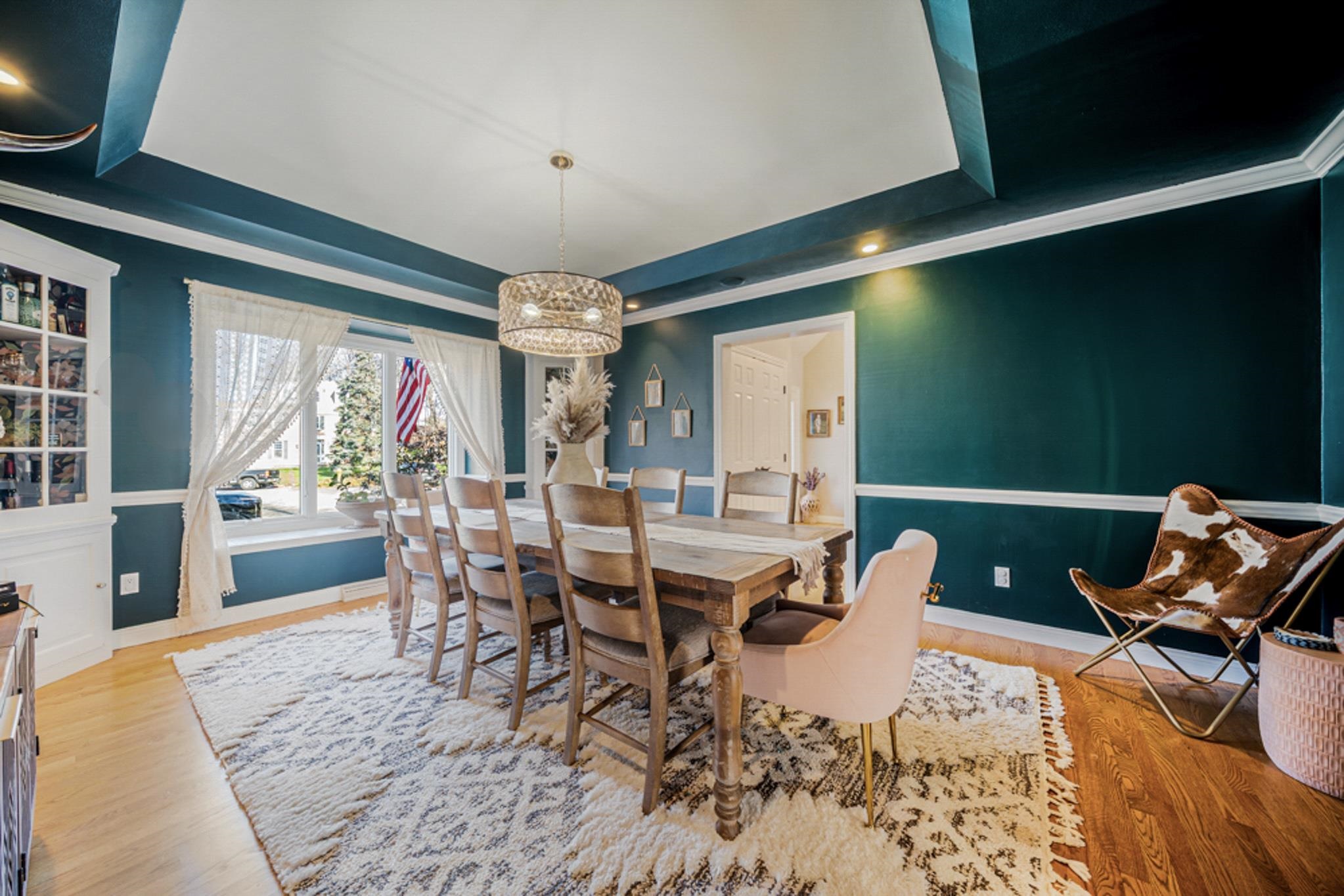 2416 WOODLAND Terrace