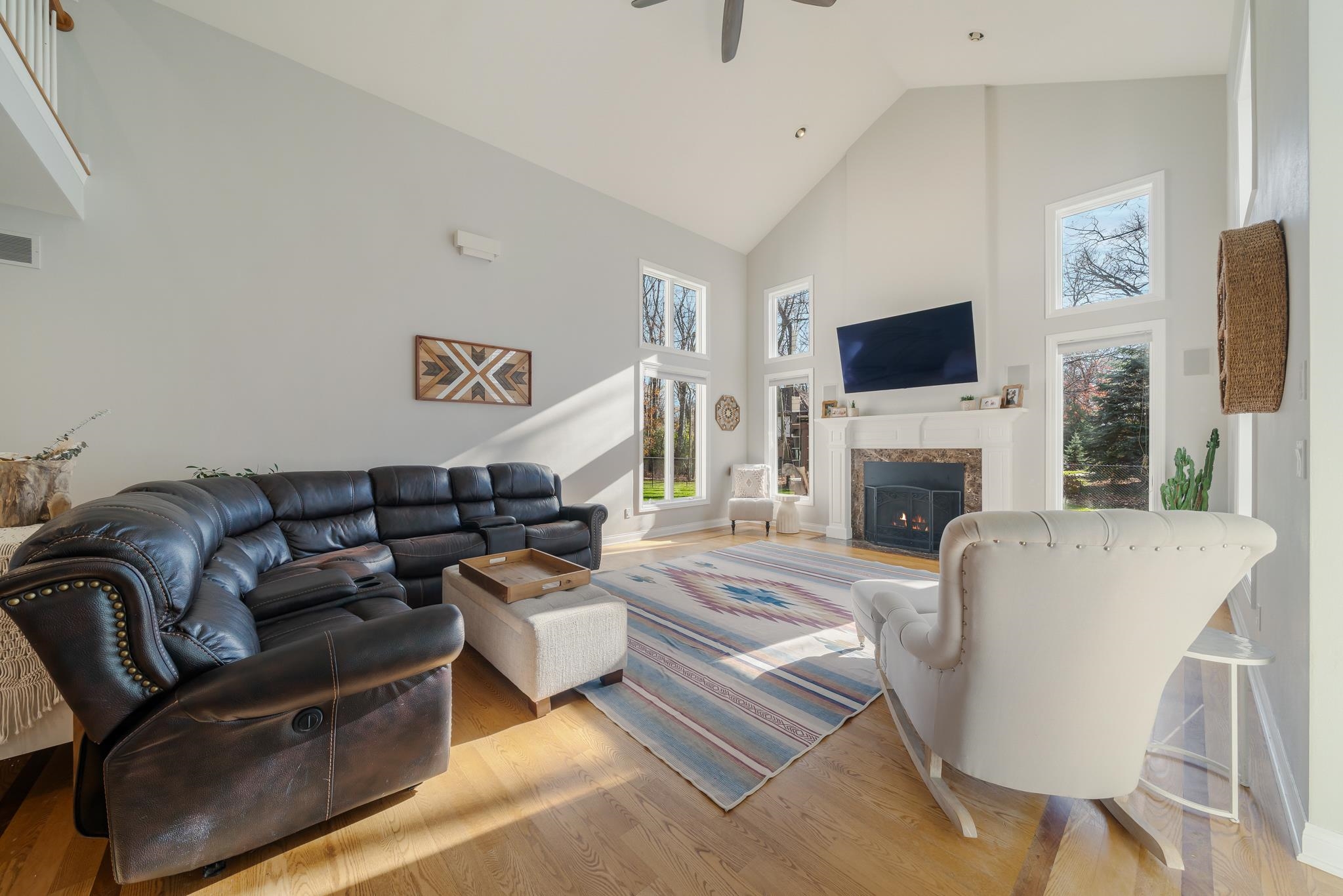 2416 WOODLAND Terrace