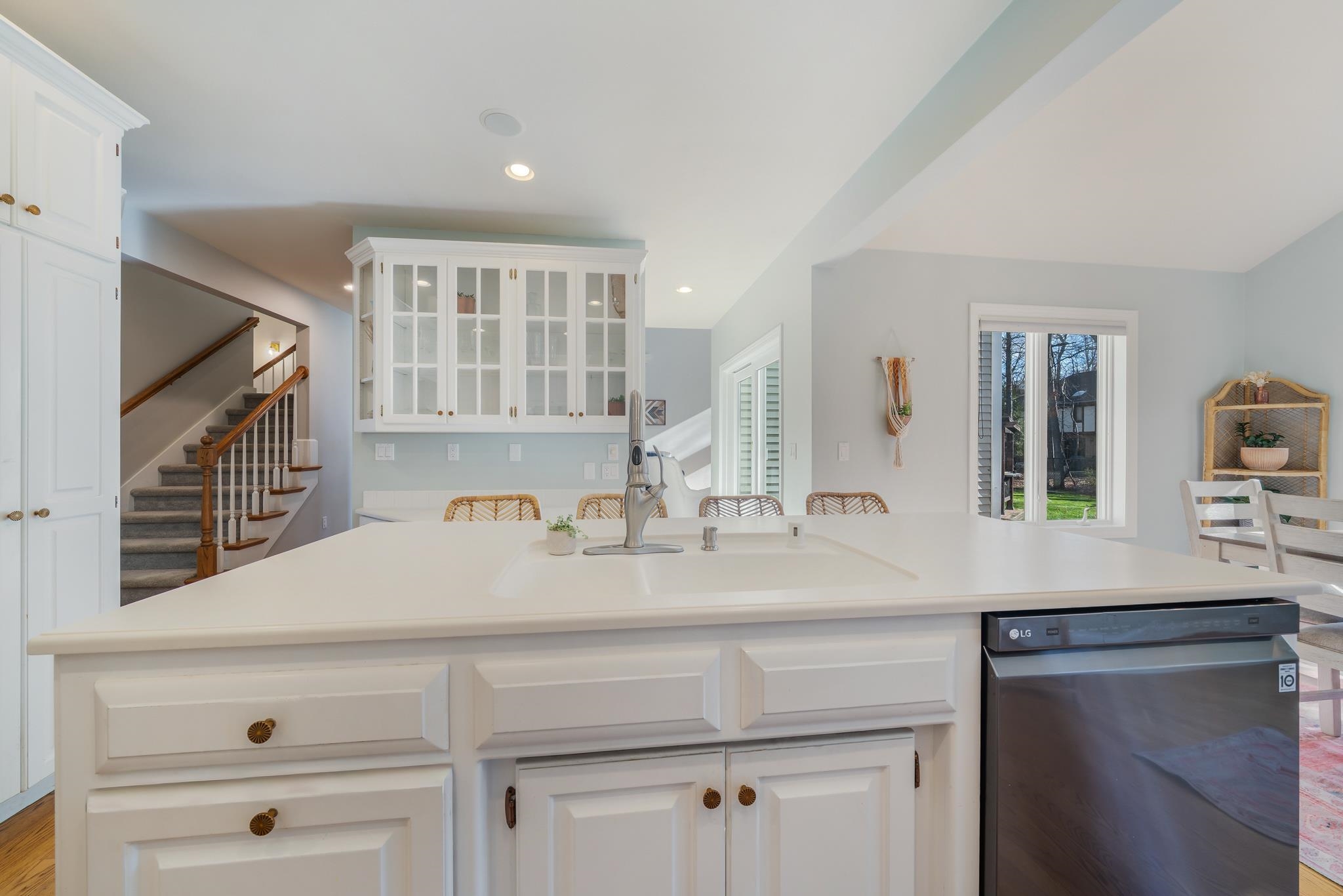 2416 WOODLAND Terrace