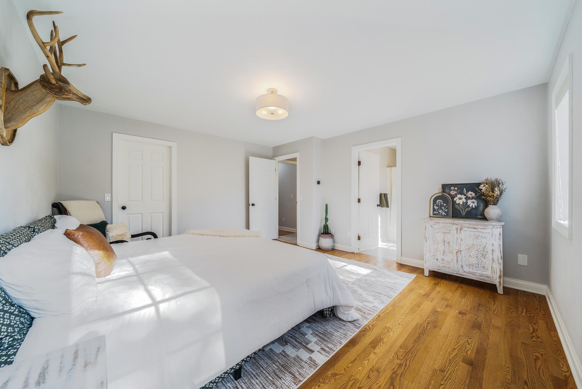 2416 WOODLAND Terrace