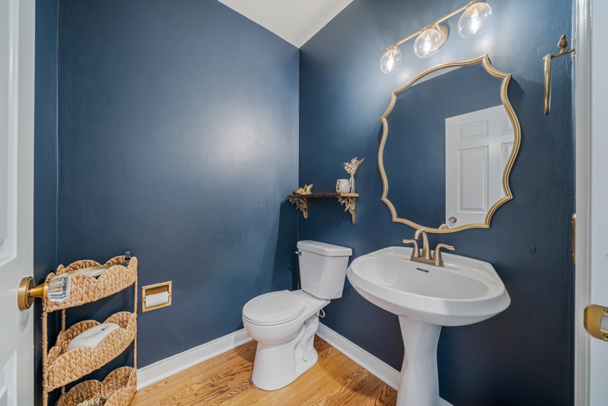 2416 WOODLAND Terrace