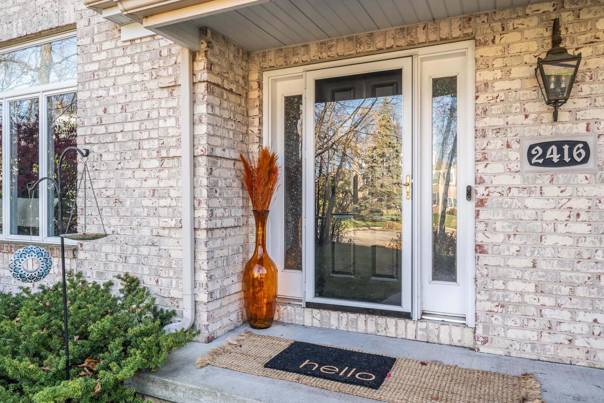 2416 WOODLAND Terrace