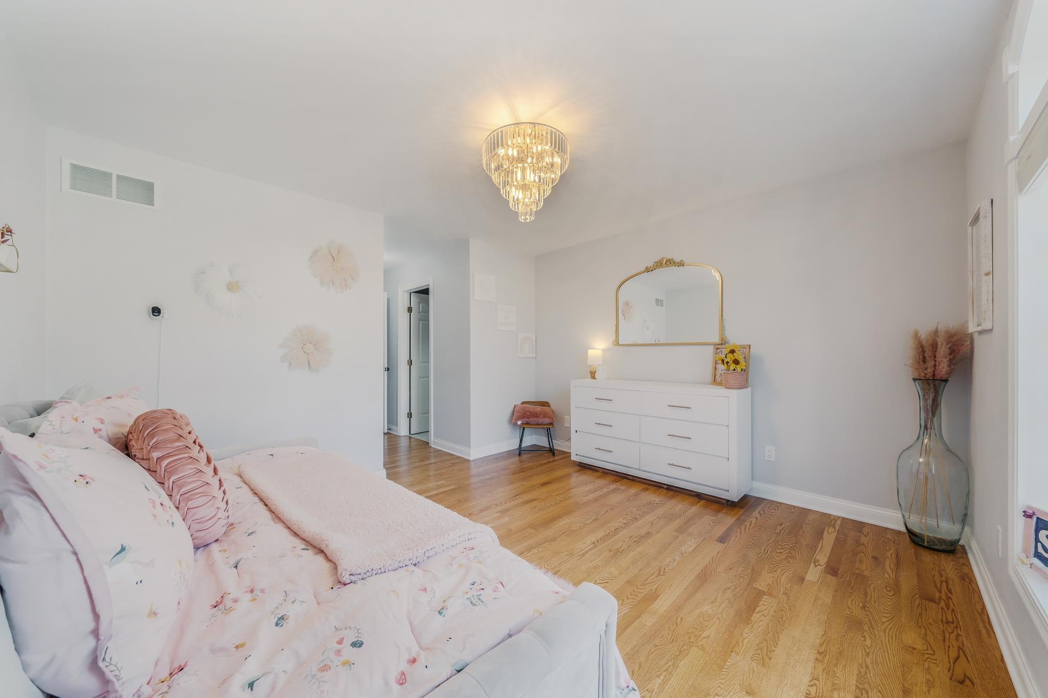 2416 WOODLAND Terrace