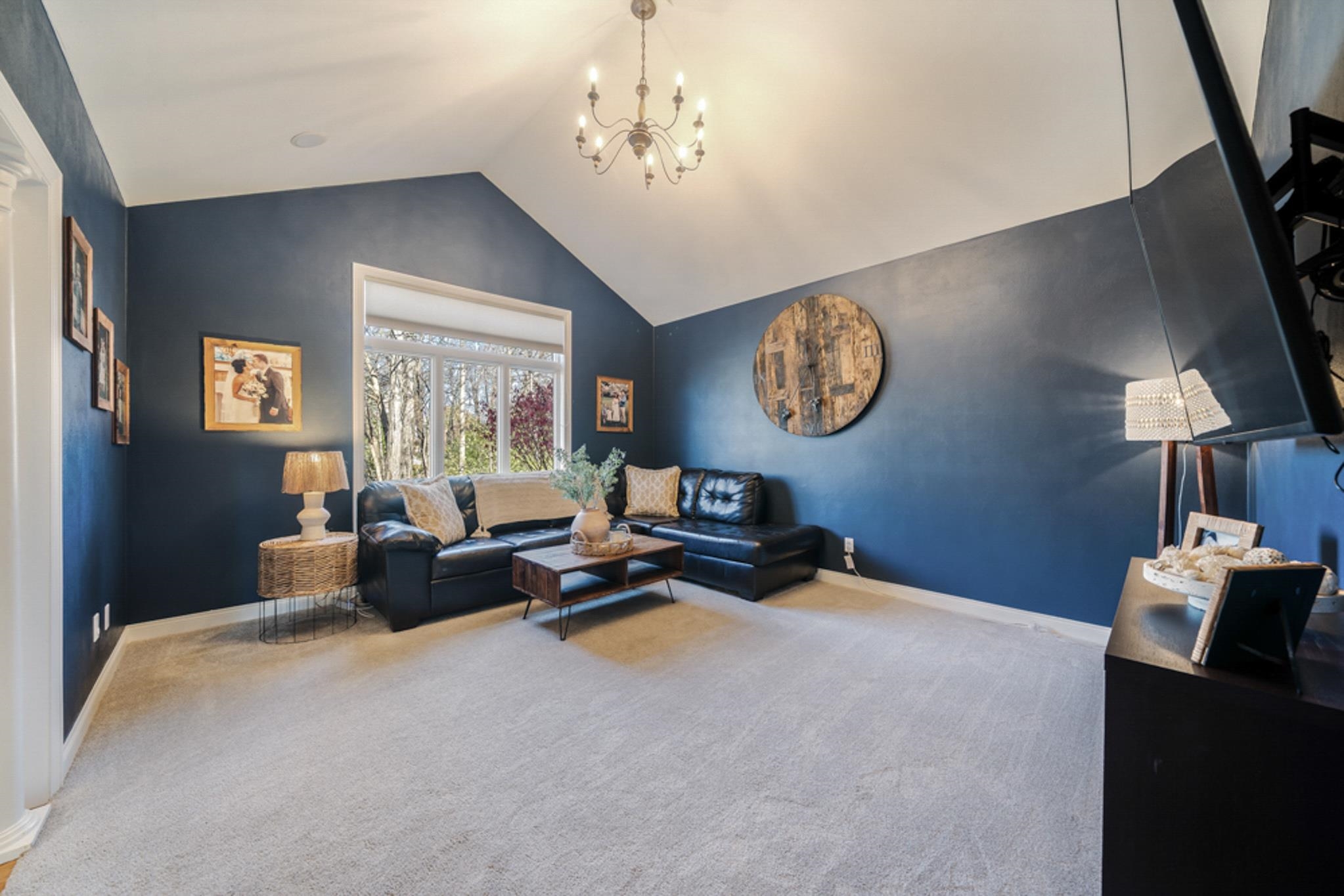 2416 WOODLAND Terrace