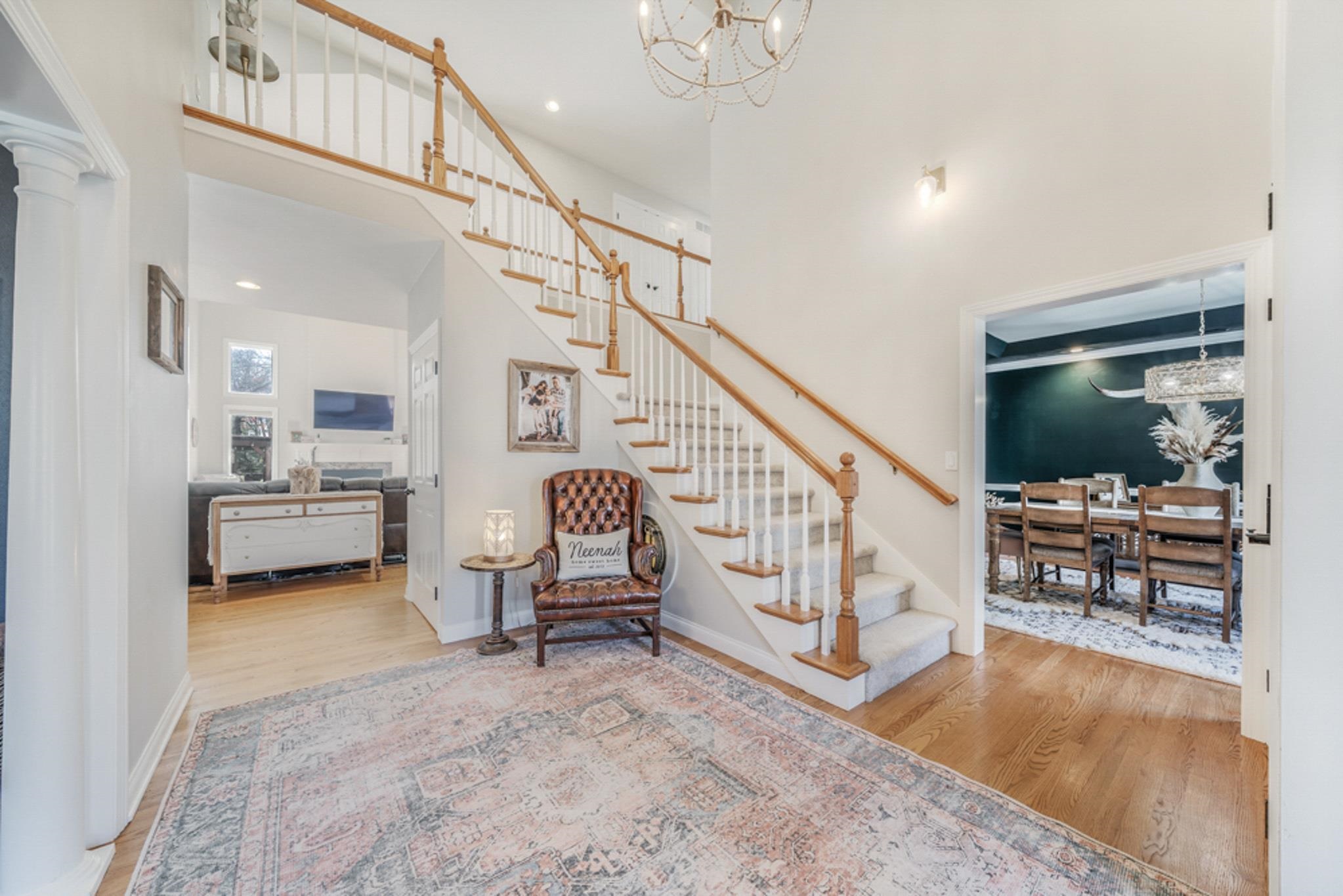 2416 WOODLAND Terrace