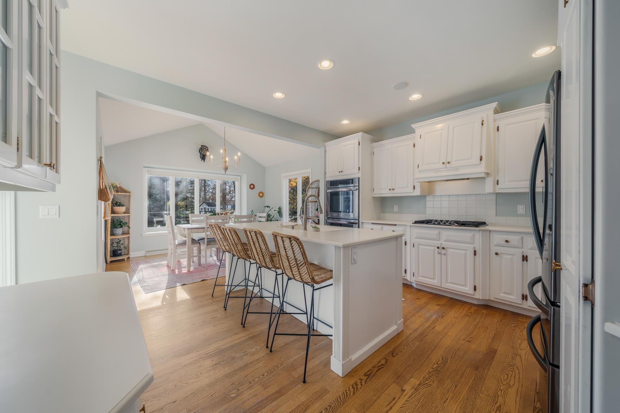 2416 WOODLAND Terrace