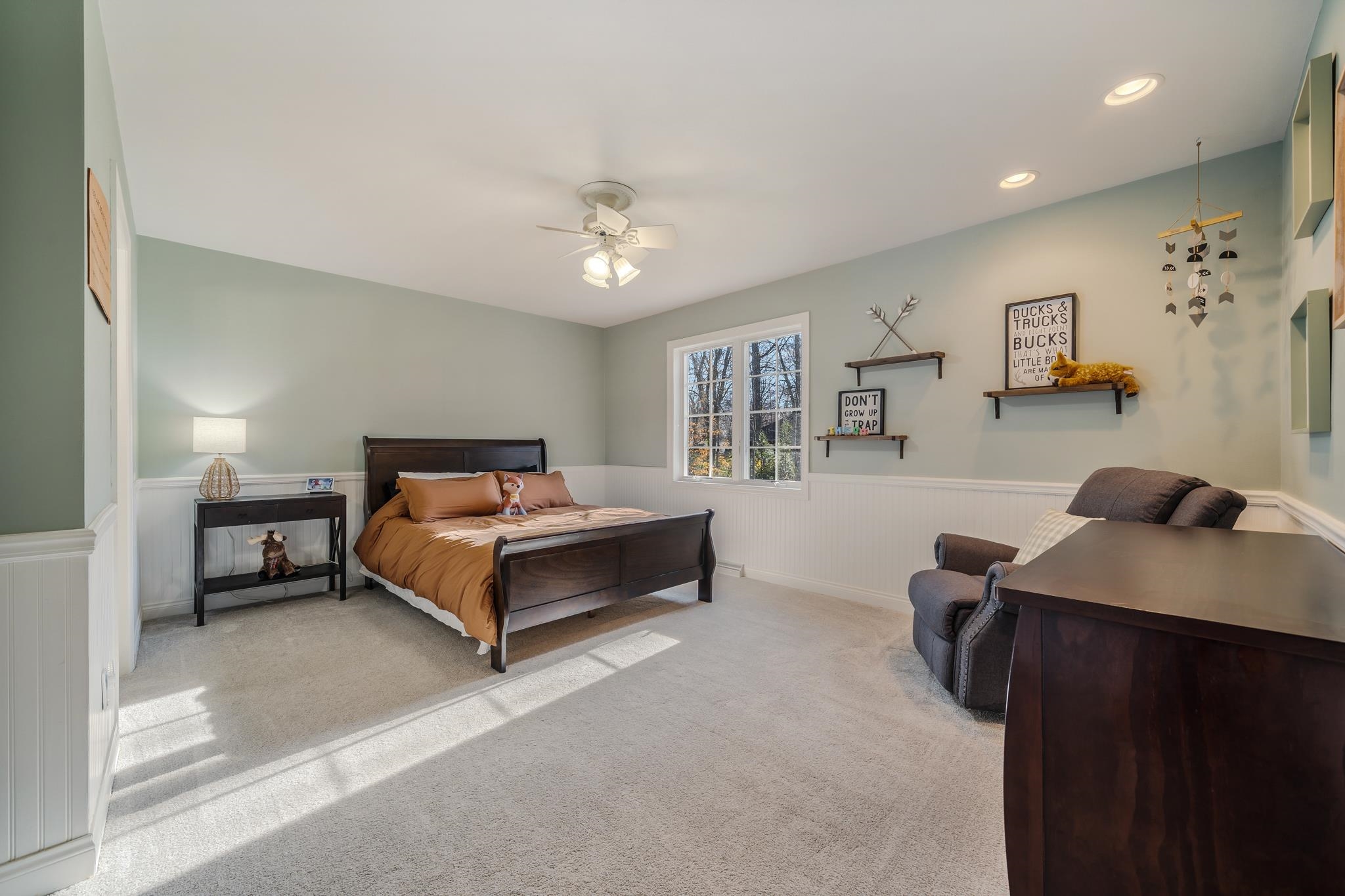 2416 WOODLAND Terrace